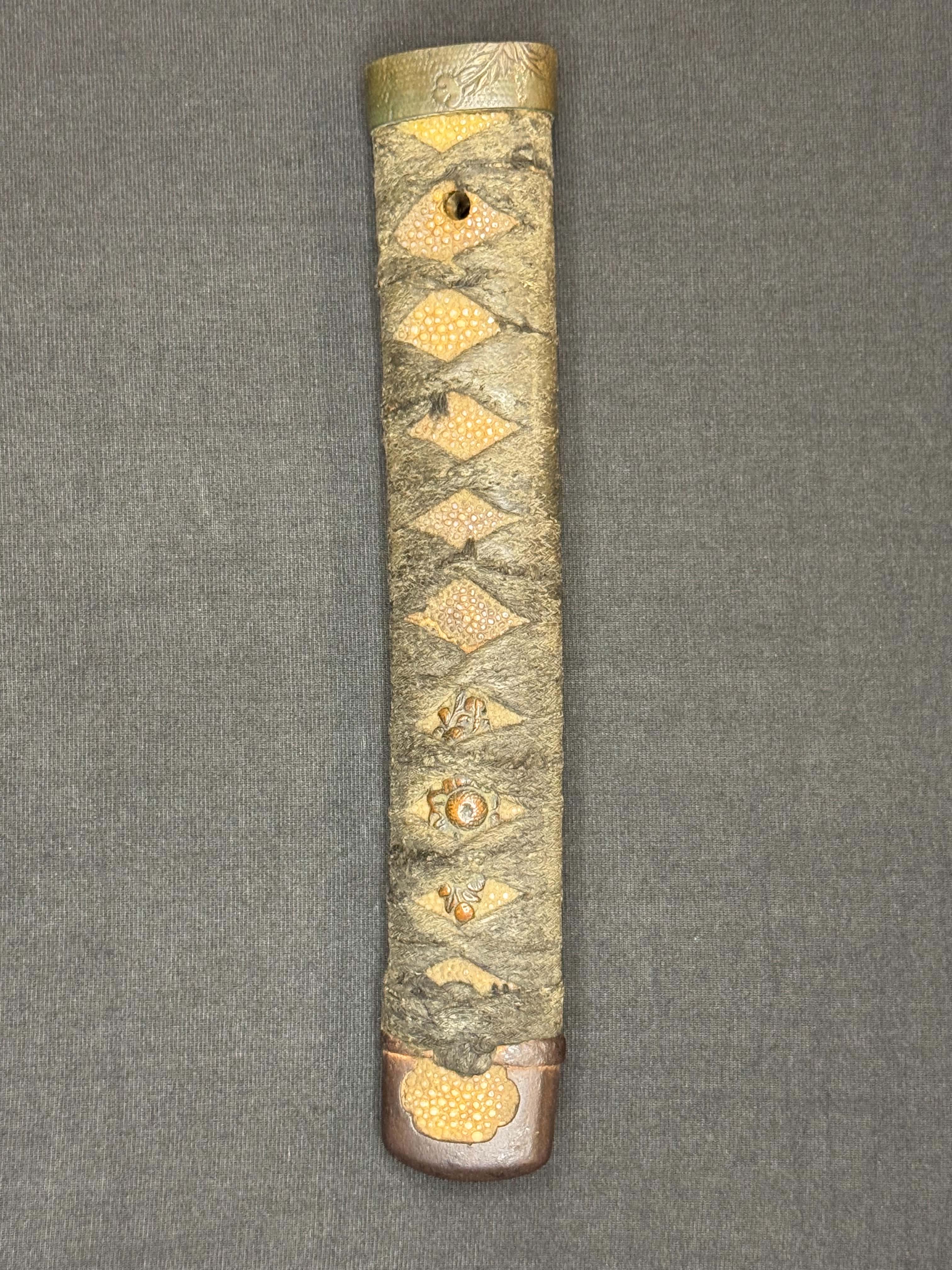 Antique Nihonto - Wakizashi in Koshirae, signed Bishu Osafune Sukesada