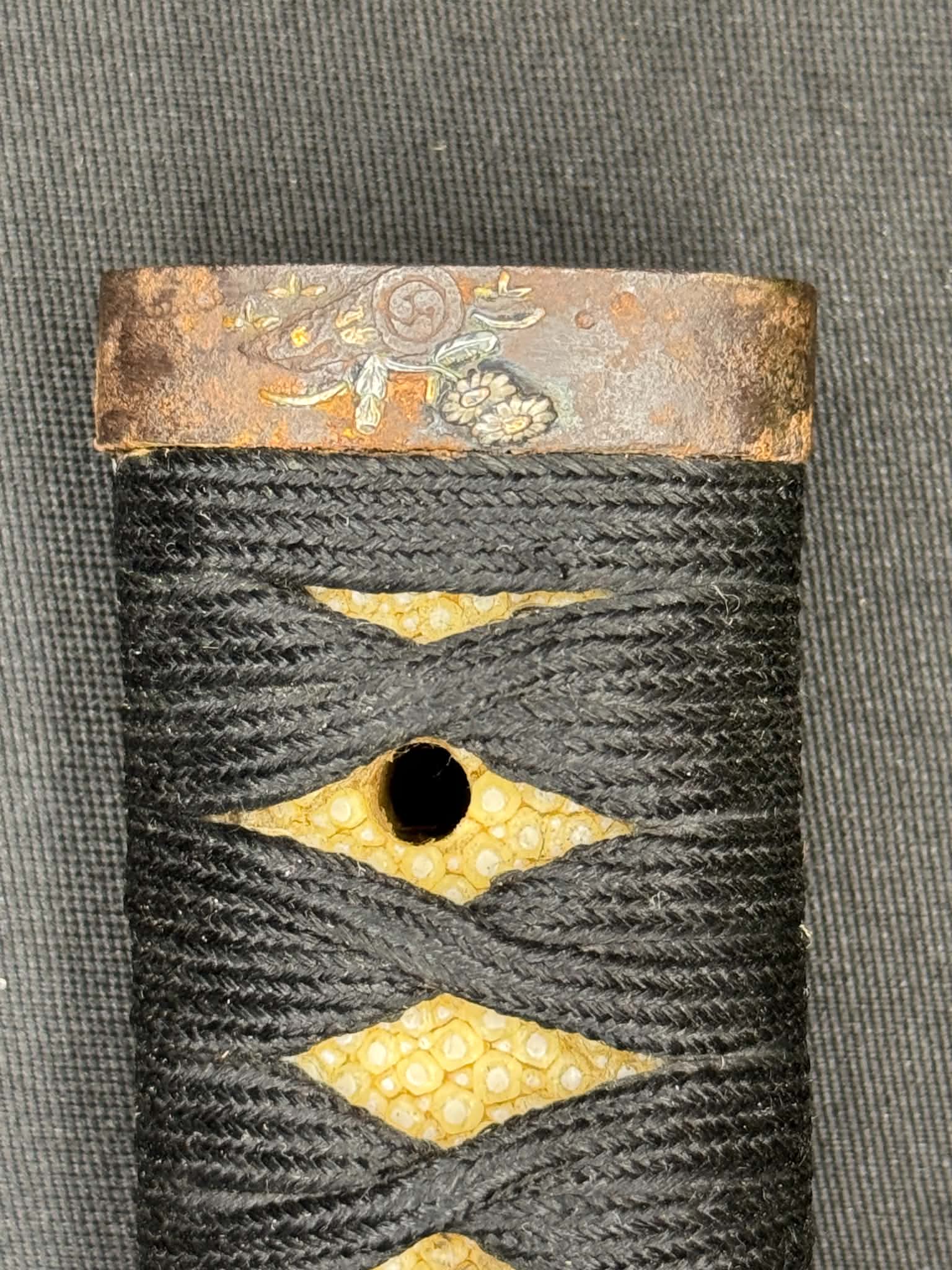 Antique Nihonto - Wakizashi in bull Koshirae