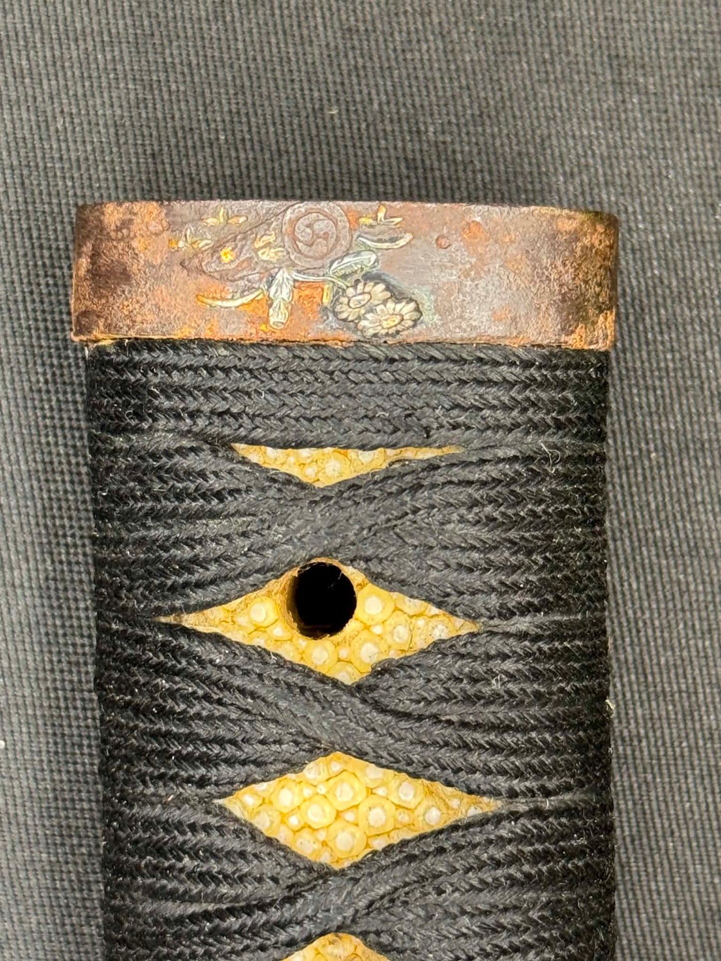 Antique Nihonto - Wakizashi in bull Koshirae