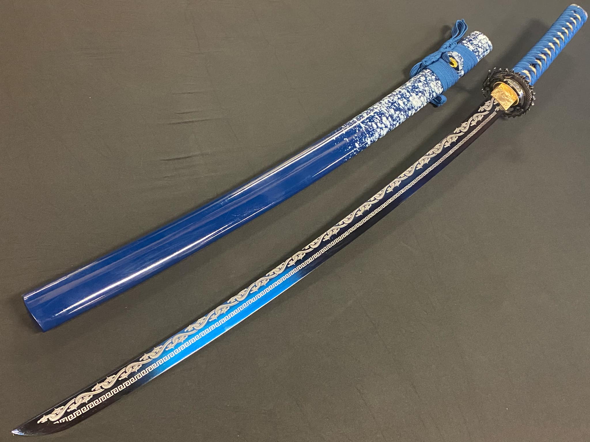 Phoenix Arms Katana - Frost Dragon - Engraved 65mn