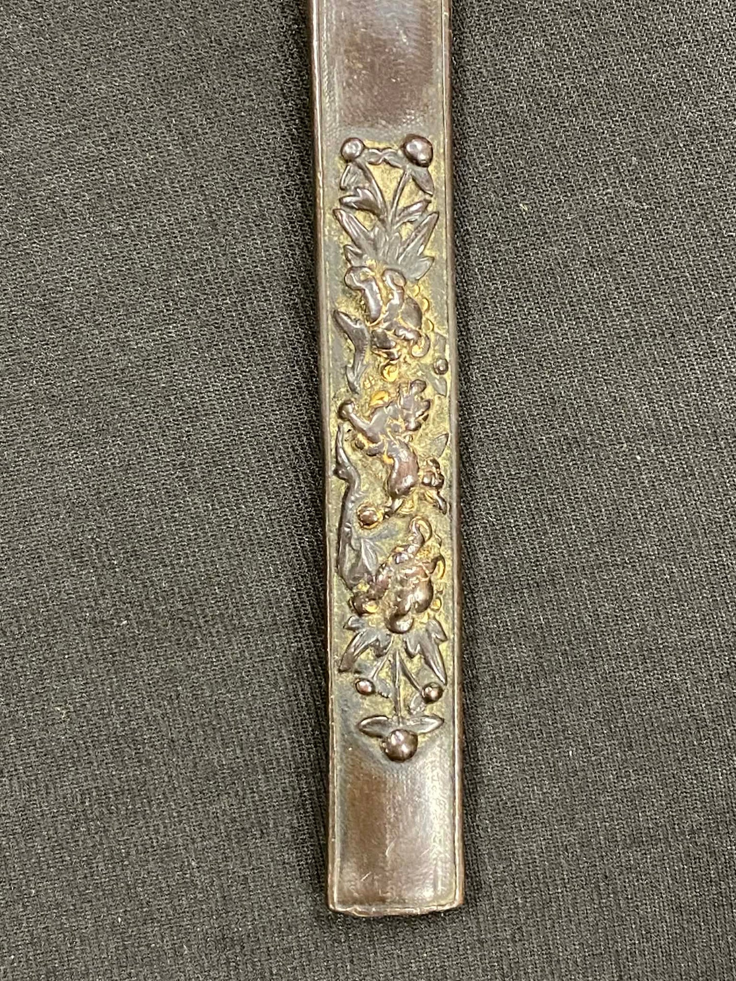Antique Nihonto - Early Edo (3-400 years old) Wakizashi in Koshirae, signed Kanemoto (unverified)