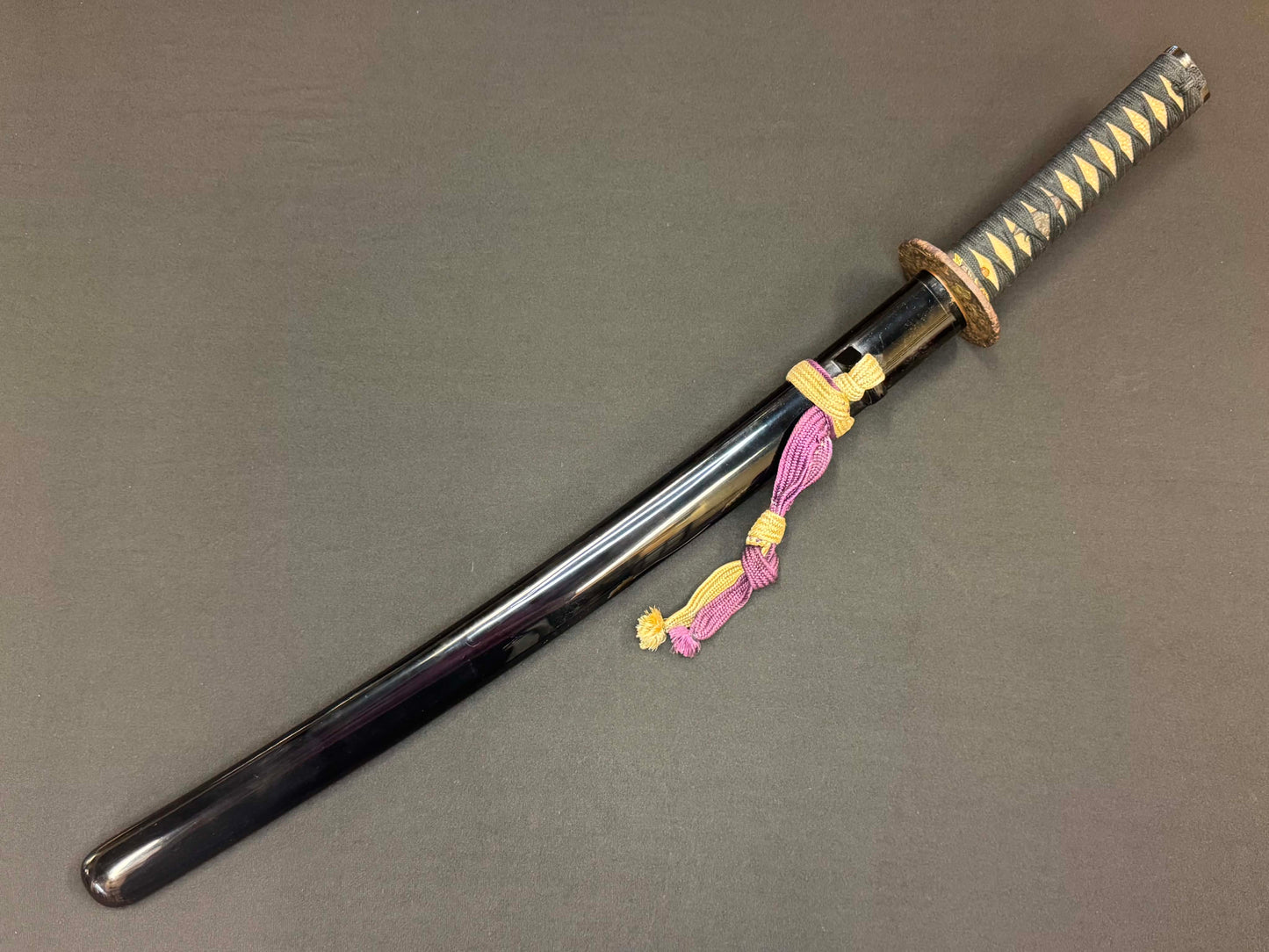 Antique Nihonto - wakizashi in Koshirae, signed Bishu Osafune Sukesada (unverified)