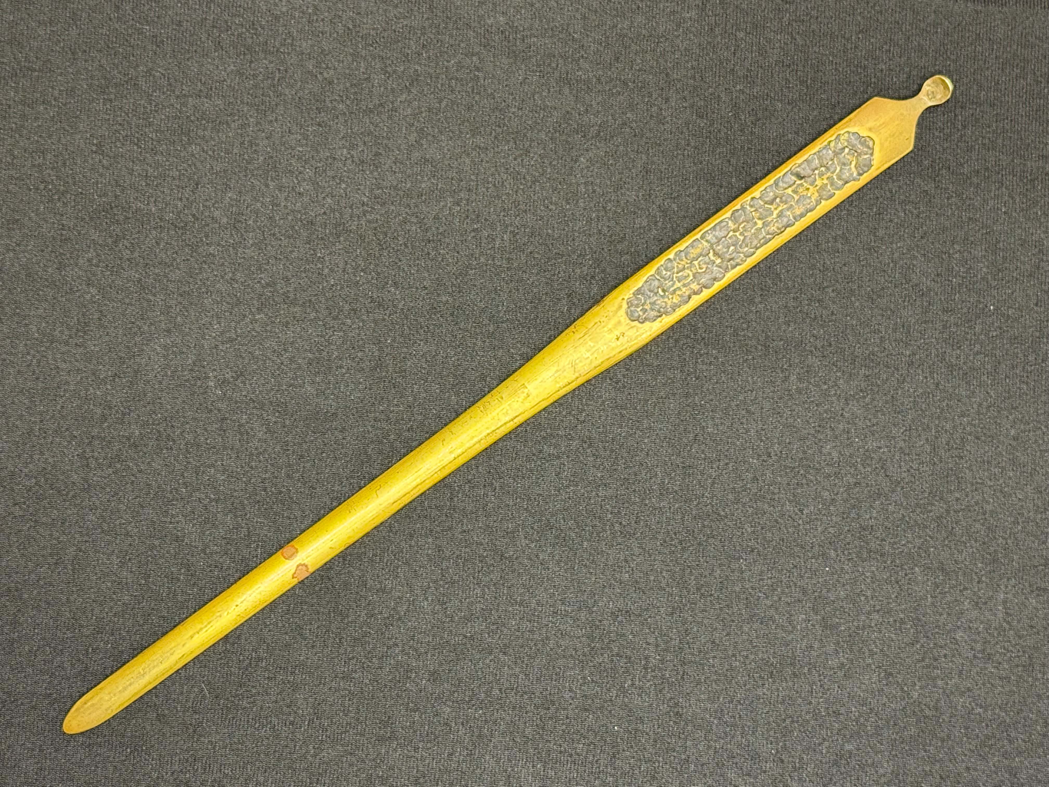 Antique Nihonto - Tanto in koshirae, signed Hiroyoshi, NBTHK certified