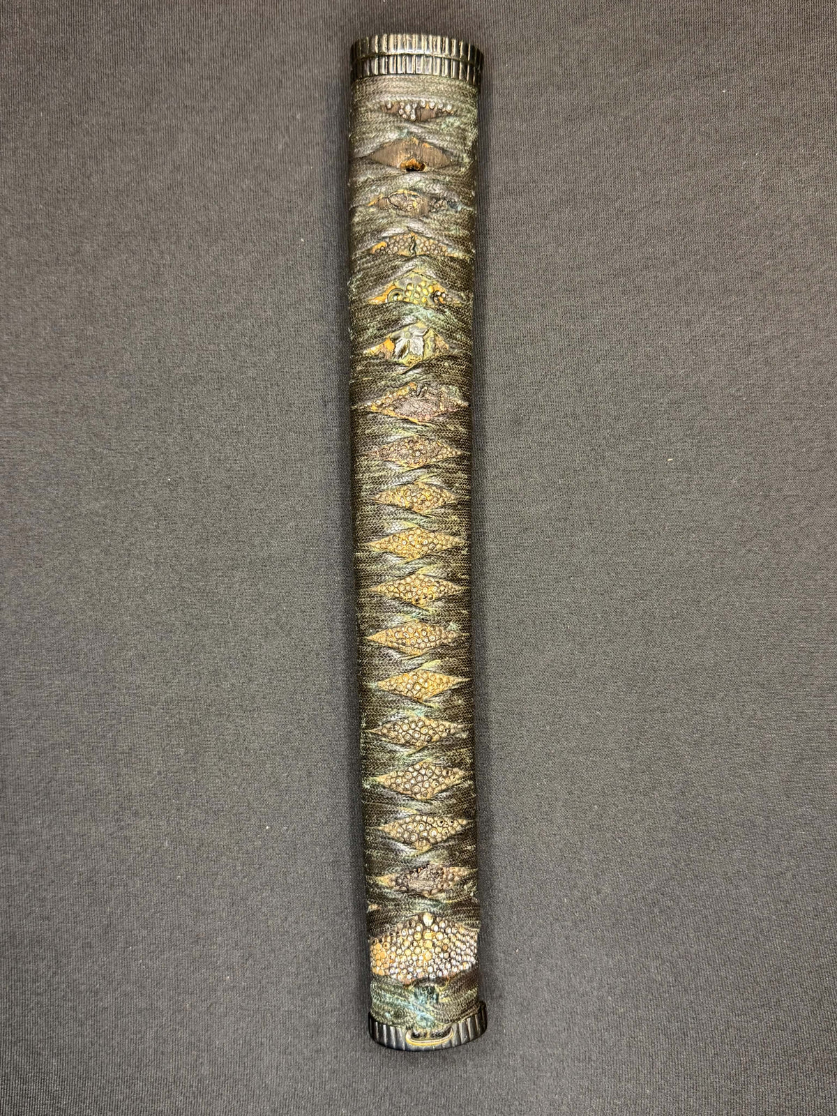 Antique Nihonto - Early Muromachi (about 550 years old) Katana with Koshirae