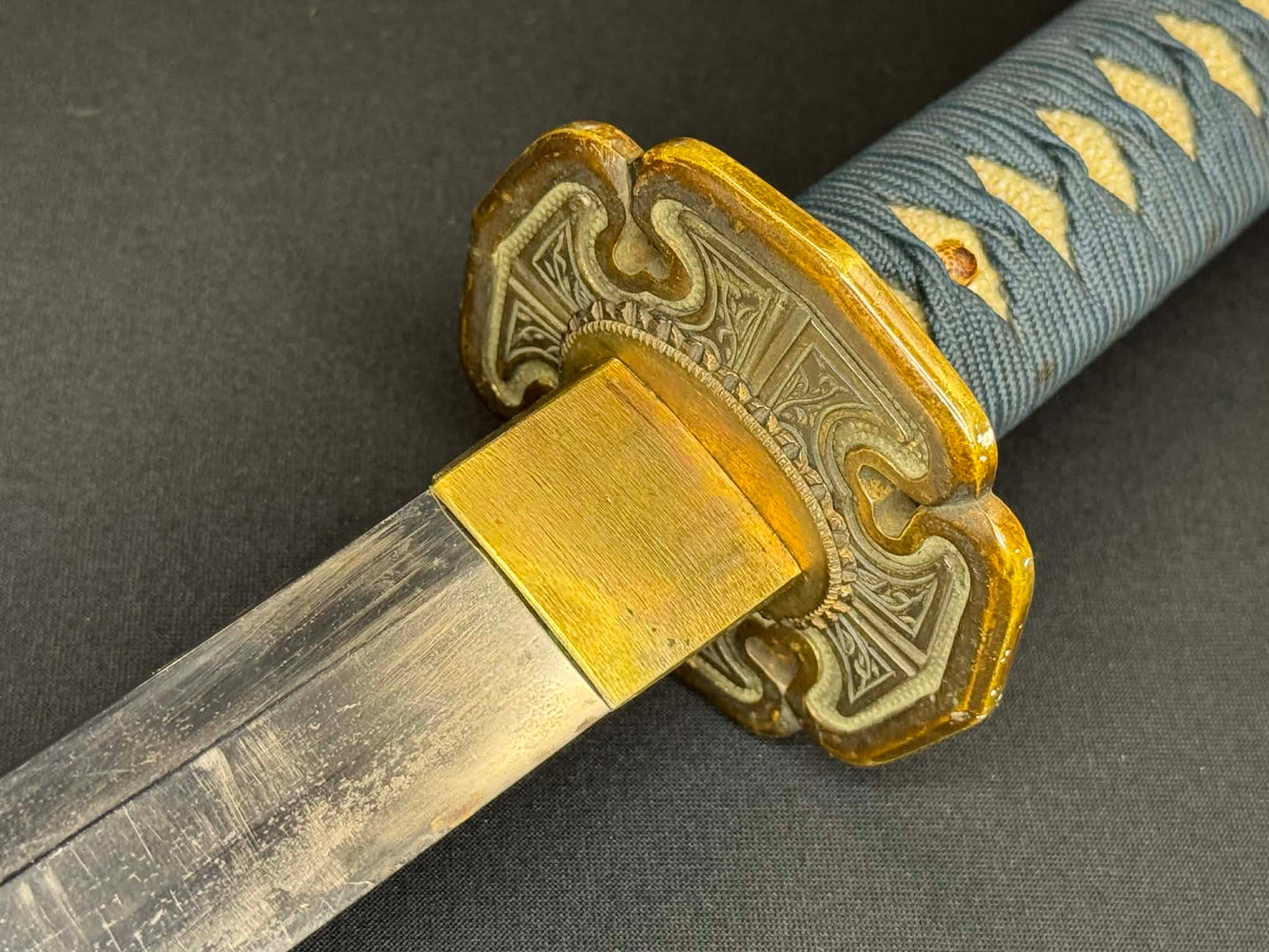 Antique Nihonto - Katana in Tachi Koshirae, signed Shinano no Kami Kunihiro Saku (unverified)