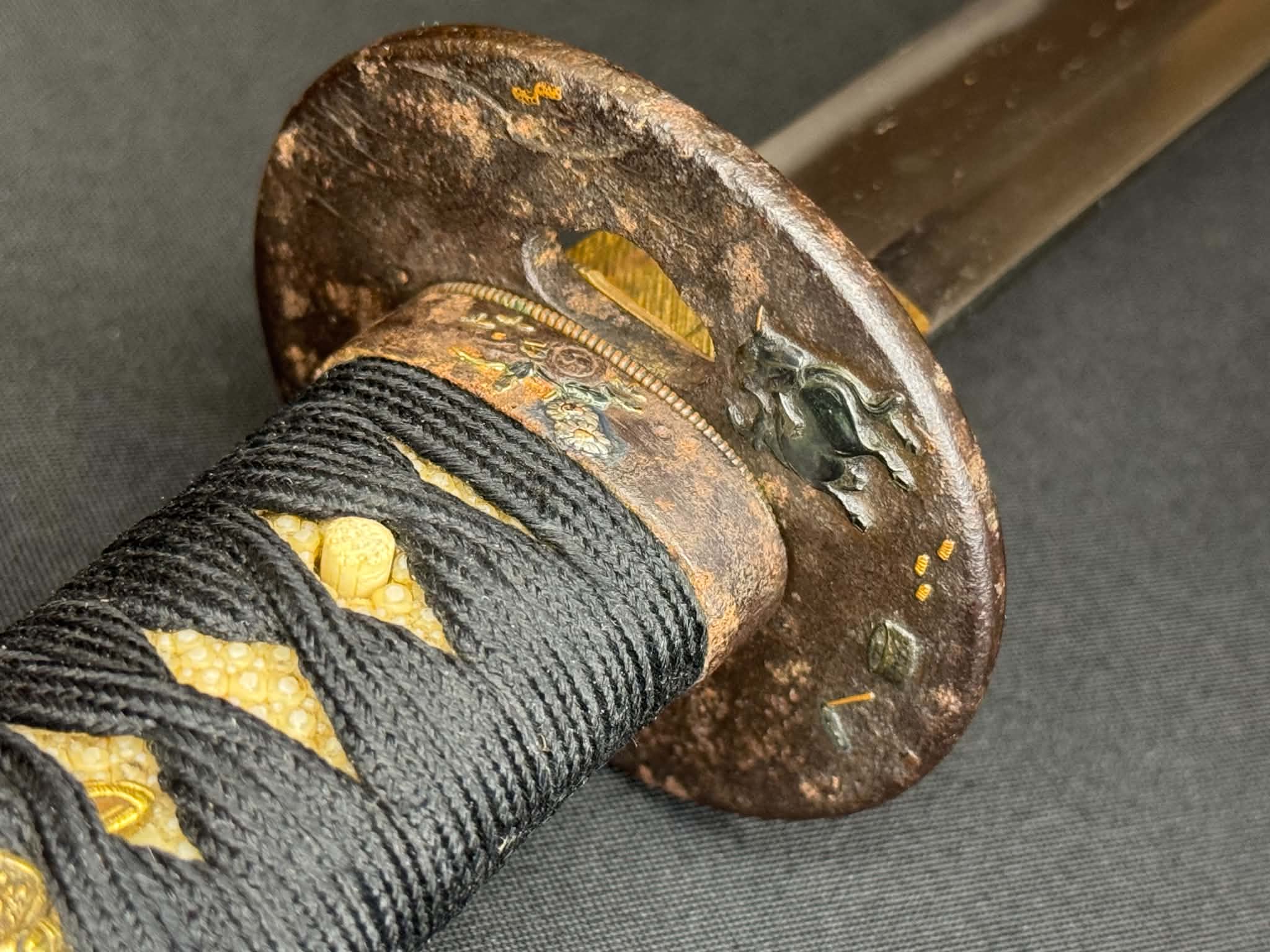 Antique Nihonto - Wakizashi in bull Koshirae