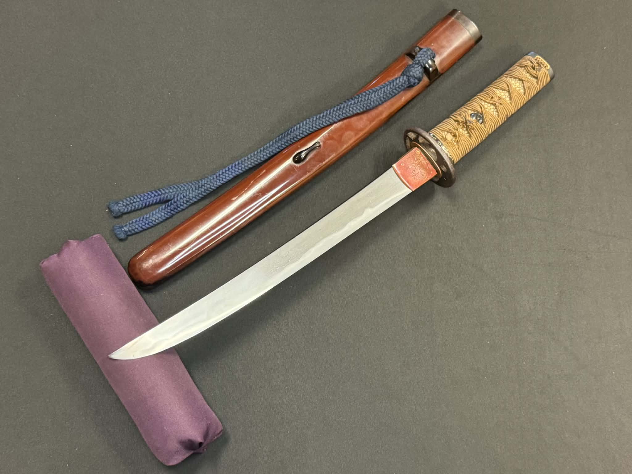 Antique Nihonto - Tanto in Koshirae, signed Mihara Ju Masayuki Saku (unverified)