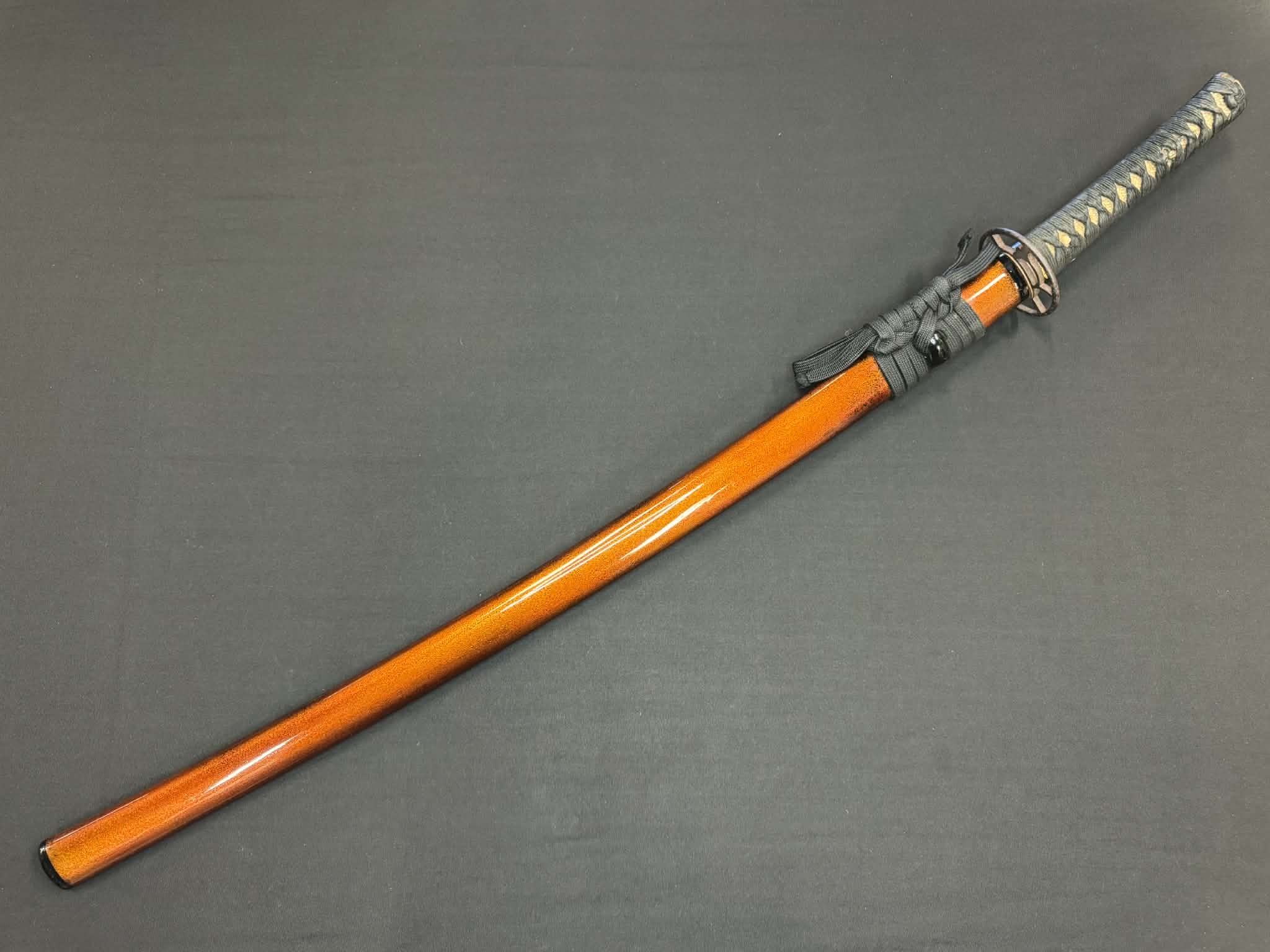 Antique Nihonto -  Katana in Koshirae - Signed Kunishige, First Year of Bunkyu (certified by NBTHK and NTHK)