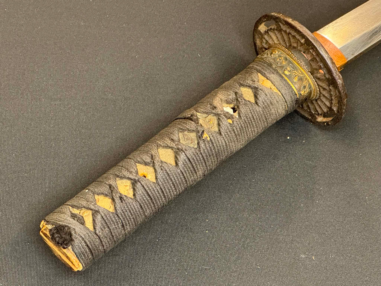 Antique Nihonto - Early Muromachi (600 years old) Katana in Handachi Koshirae
