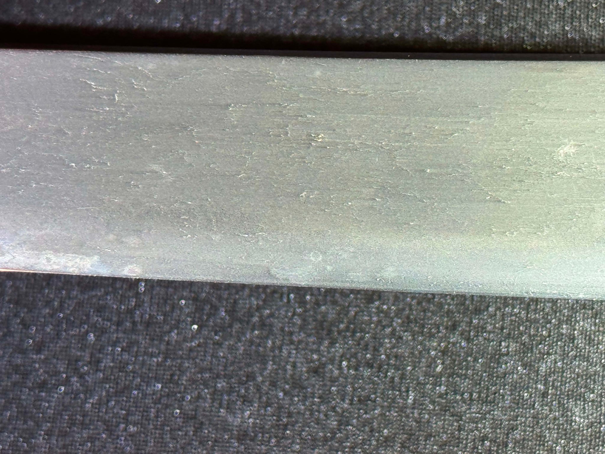 Antique Nihonto - Nanbokucho (650 years old) Tanto in Shirasaya, NBTHK attributed to Uda Kunimune
