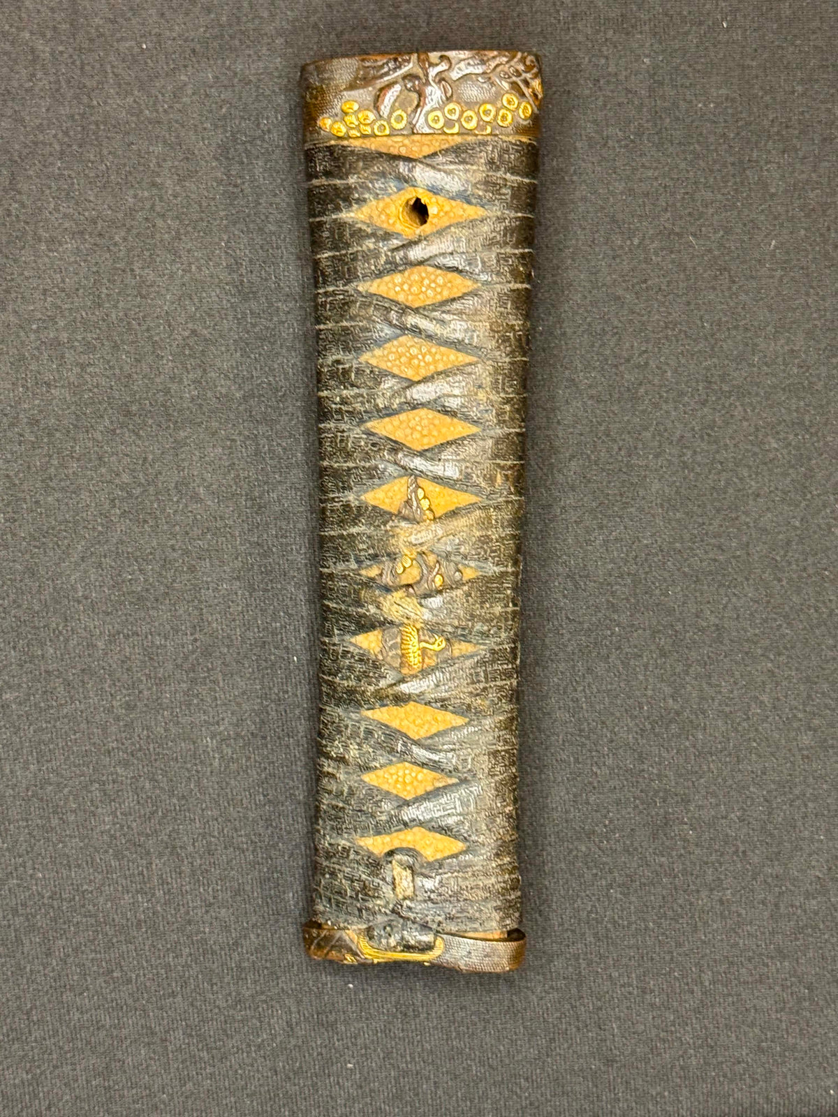 Antique Nihonto - Wakizashi with koshirae, Tsunagigaki attributed to Shimosaka