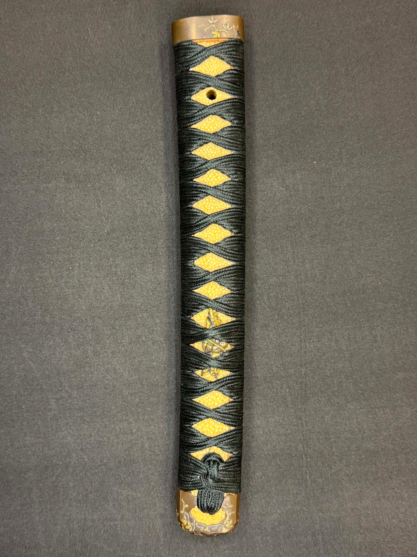 Antique Nihonto - Edo Period (150-200 years old) Katana in Handachi Koshirae, signed Joshu Mito Ju Kanekuni Saku, Three NBTHK certifications