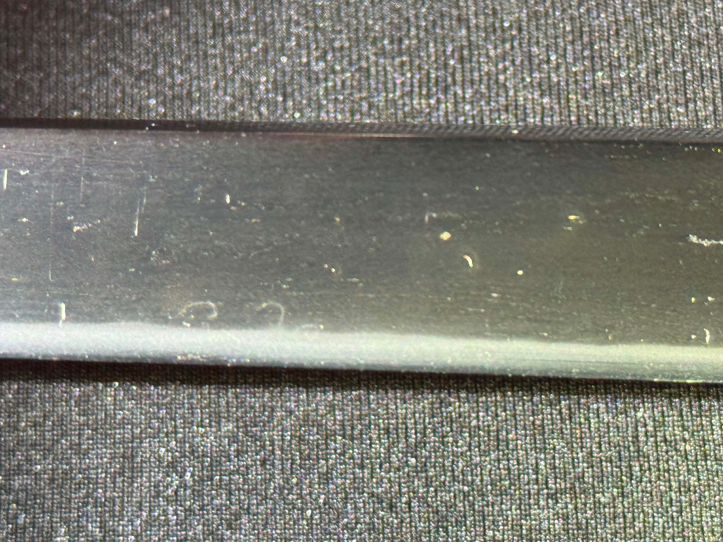 Antique Nihonto - Tanto in Shirasaya, signed Yoshimitsu (Tosa, Unverified)