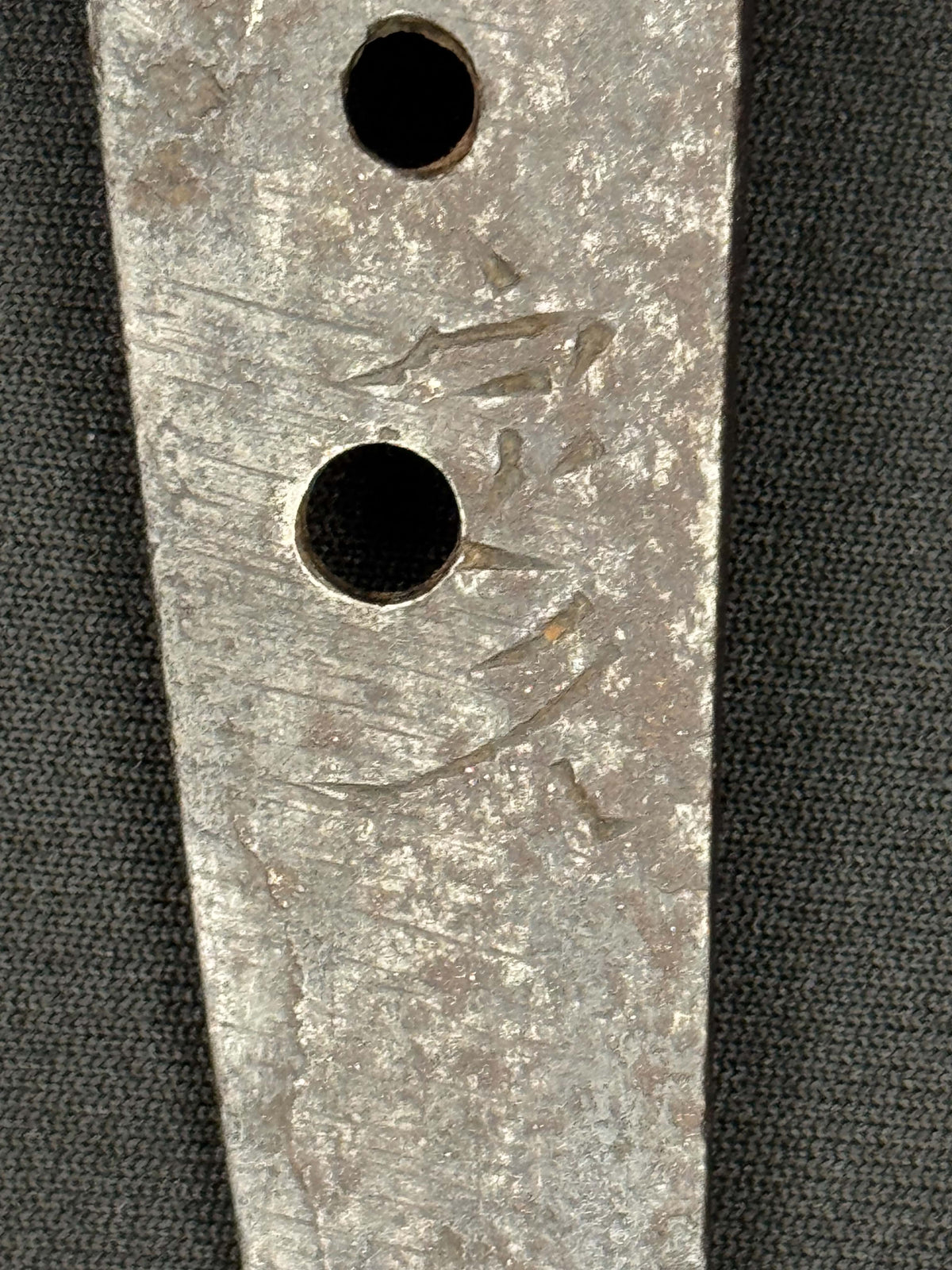Antique Nihonto - Late Muromachi (4-500 years old) Tanto in shirasaya, NBTHK attributed to Sadahisa