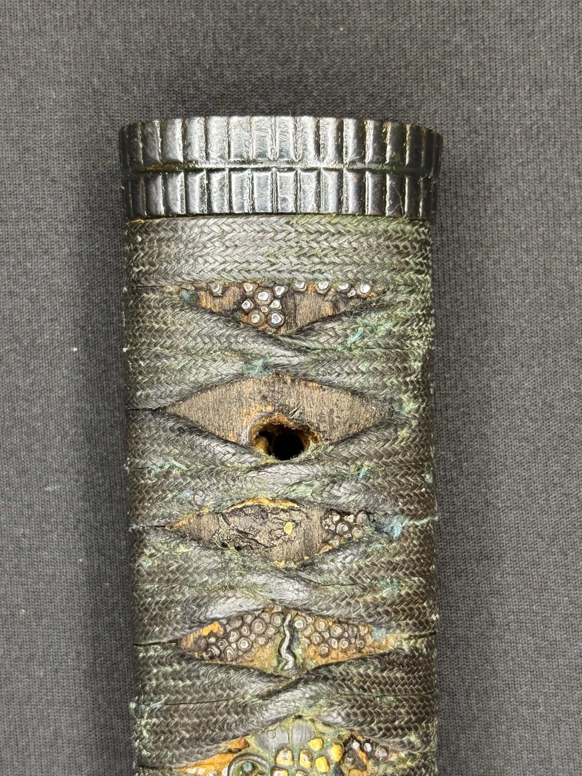 Antique Nihonto - Early Muromachi (about 550 years old) Katana with Koshirae