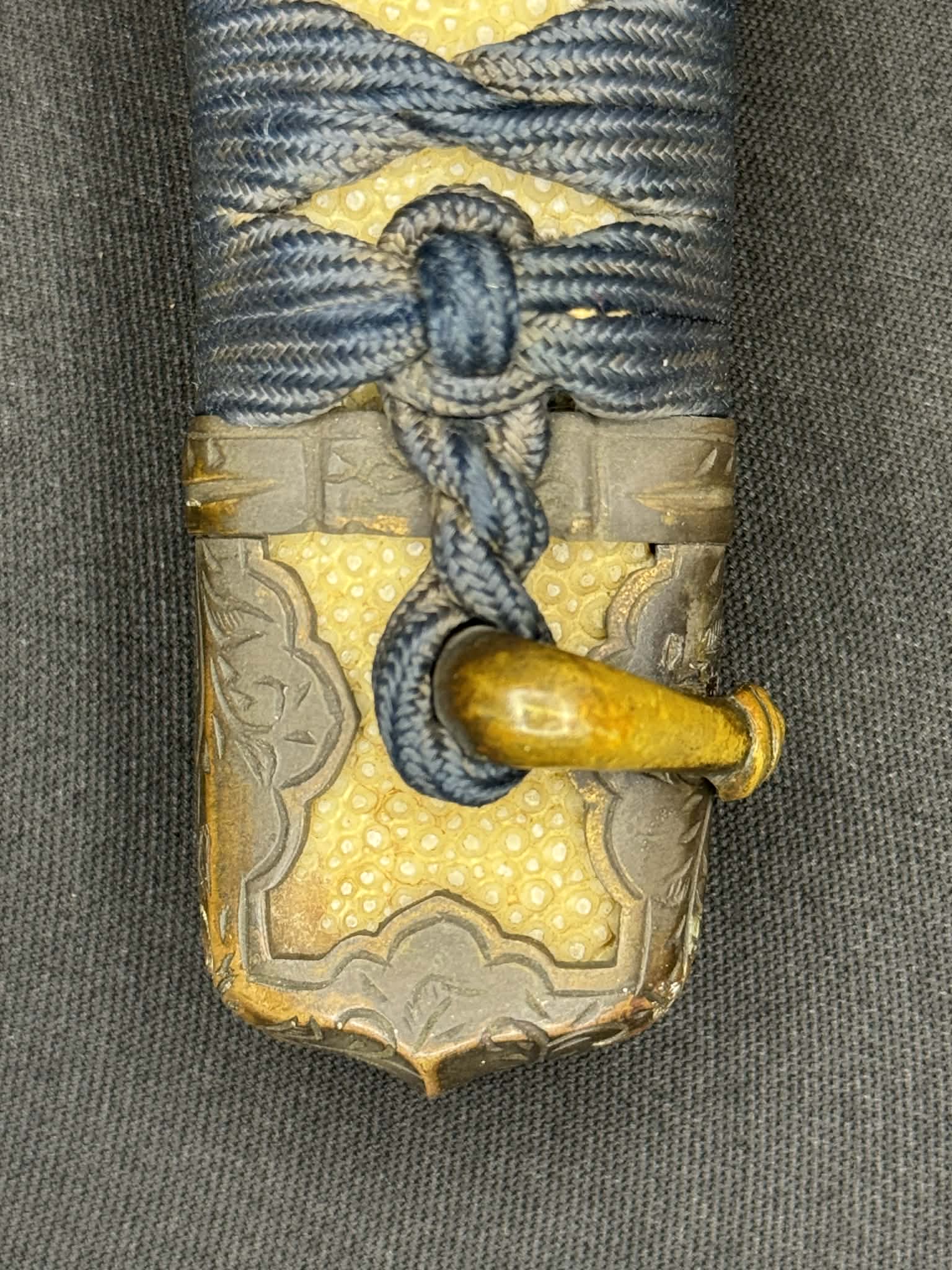 Antique Nihonto - Katana in Tachi Koshirae, signed Shinano no Kami Kunihiro Saku (unverified)