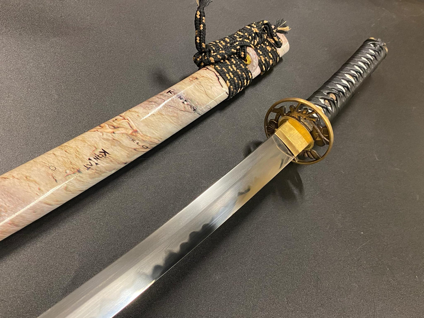 Bohihyu Katana - Marble Cherry - Folded Steel, clay tempered