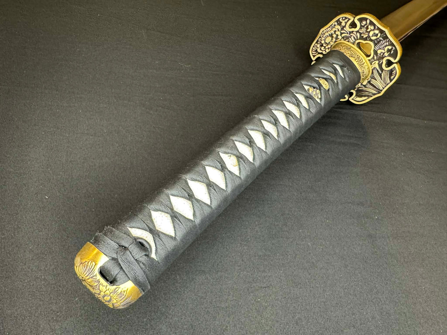 Moritaka Razor Katana -  Four Flowers T10