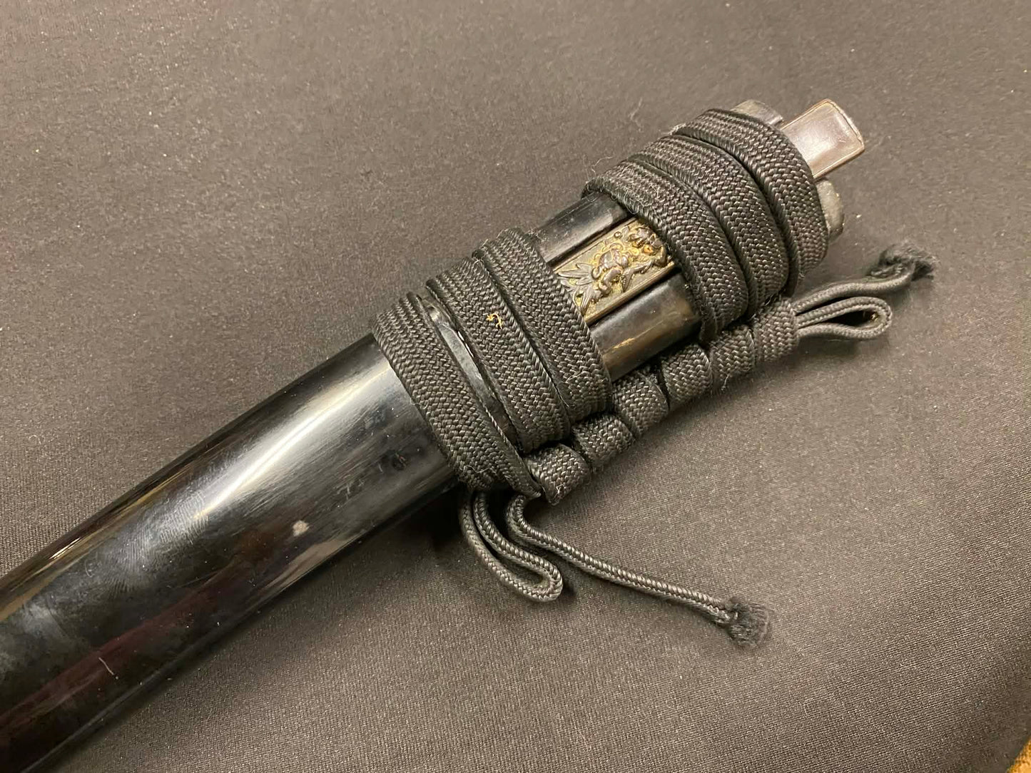 Antique Nihonto - Early Edo (3-400 years old) Wakizashi in Koshirae, signed Kanemoto (unverified)