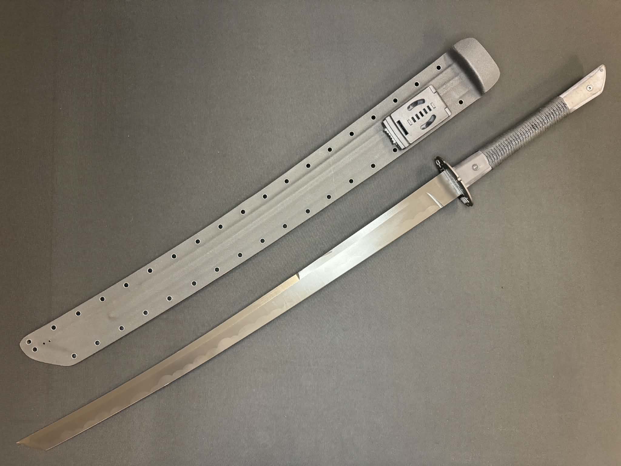 Shogun Steel Tactical War Sword