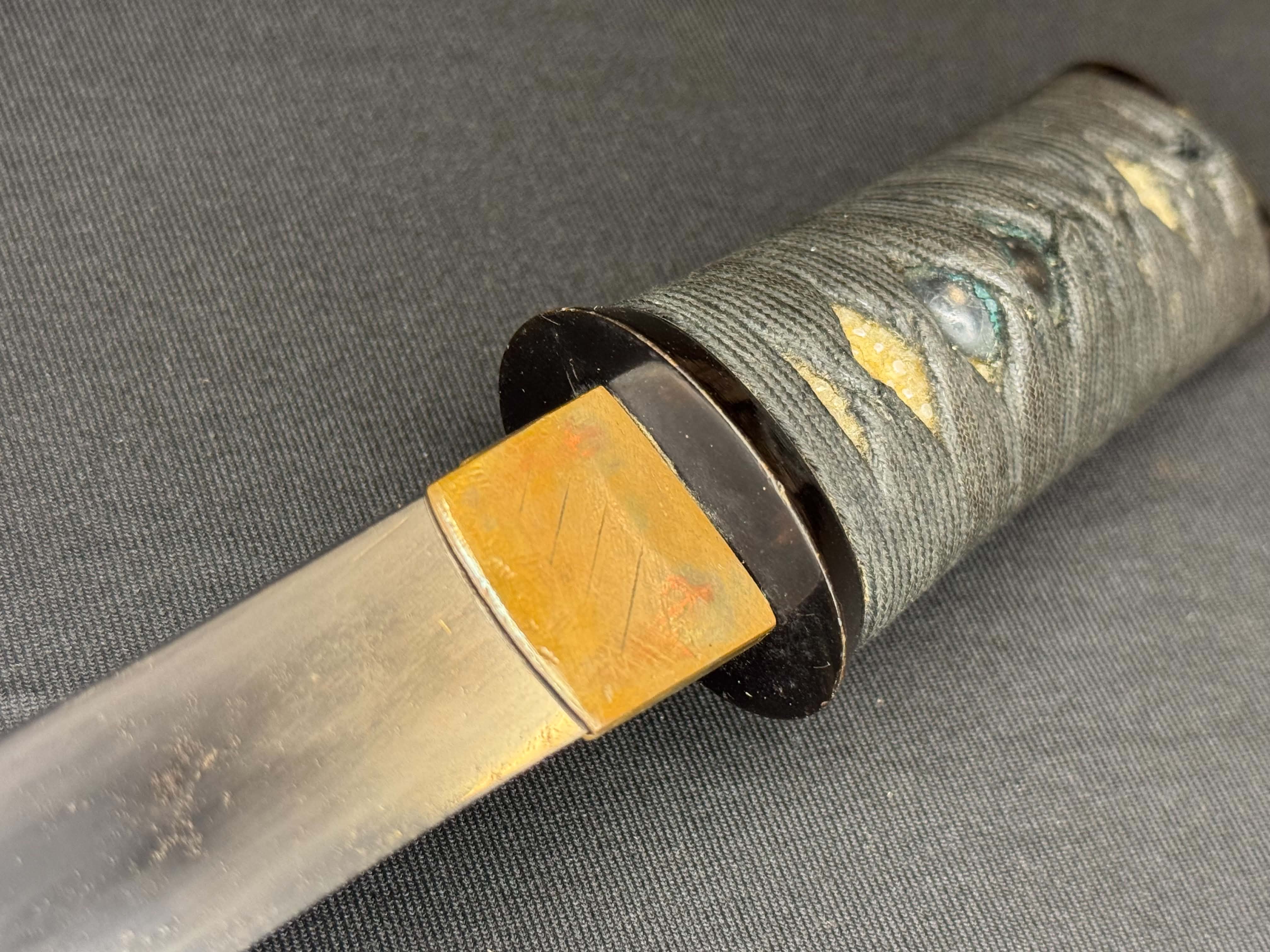 Antique Nihonto - Tanto in koshirae, signed Hiroyoshi, NBTHK certified