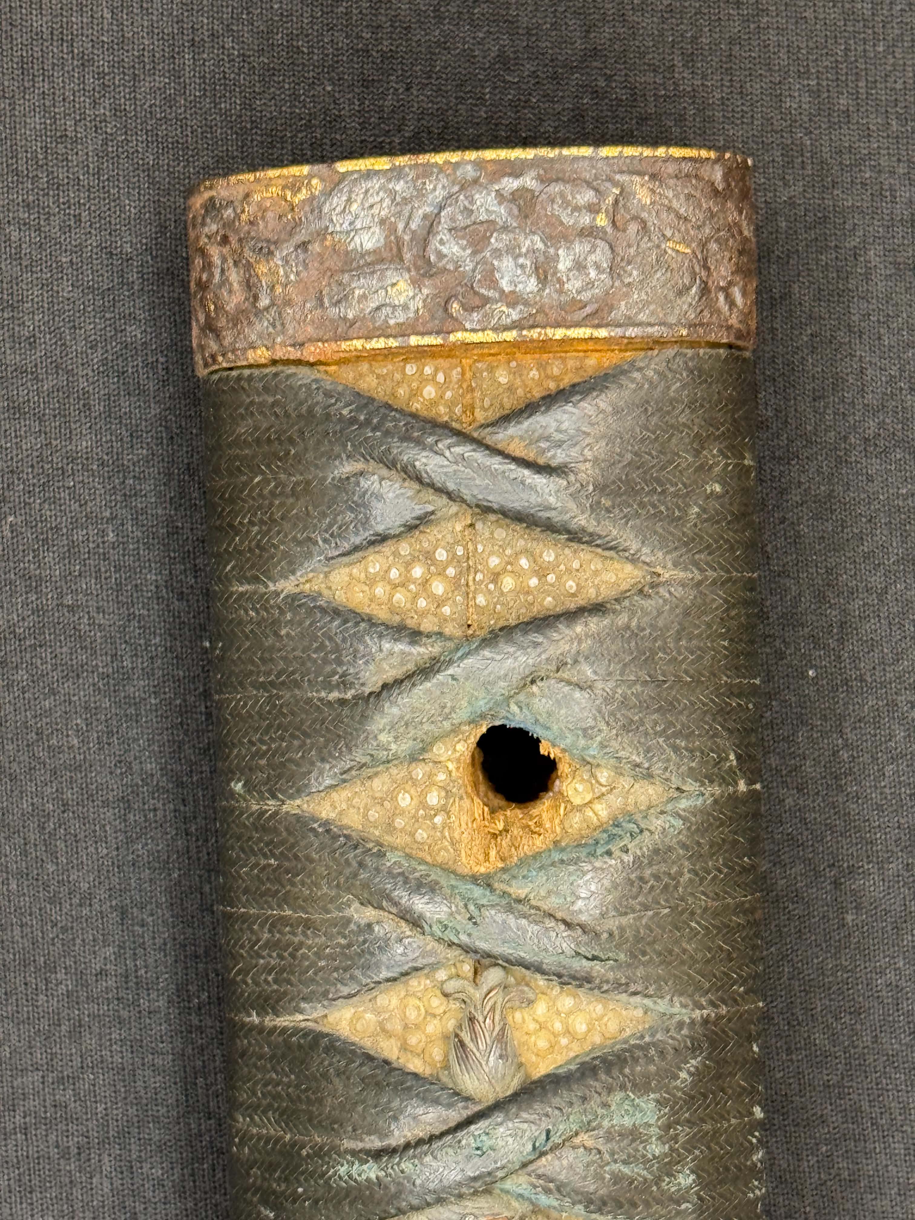 Antique Nihonto - Early Edo(350 years old) Katana with Koshirae - NBTHK attributed to Fujiwara Takada