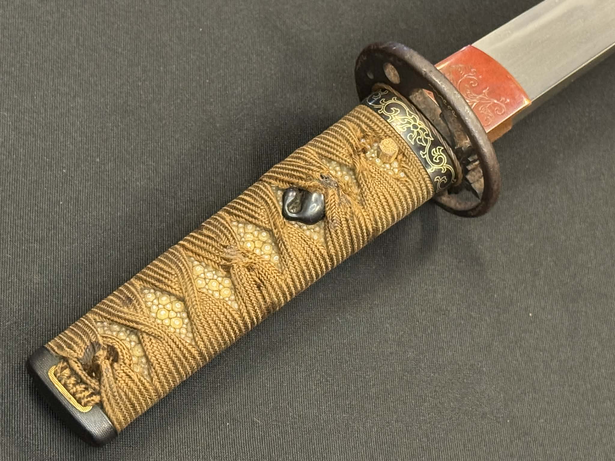 Antique Nihonto - Tanto in Koshirae, signed Mihara Ju Masayuki Saku (unverified)