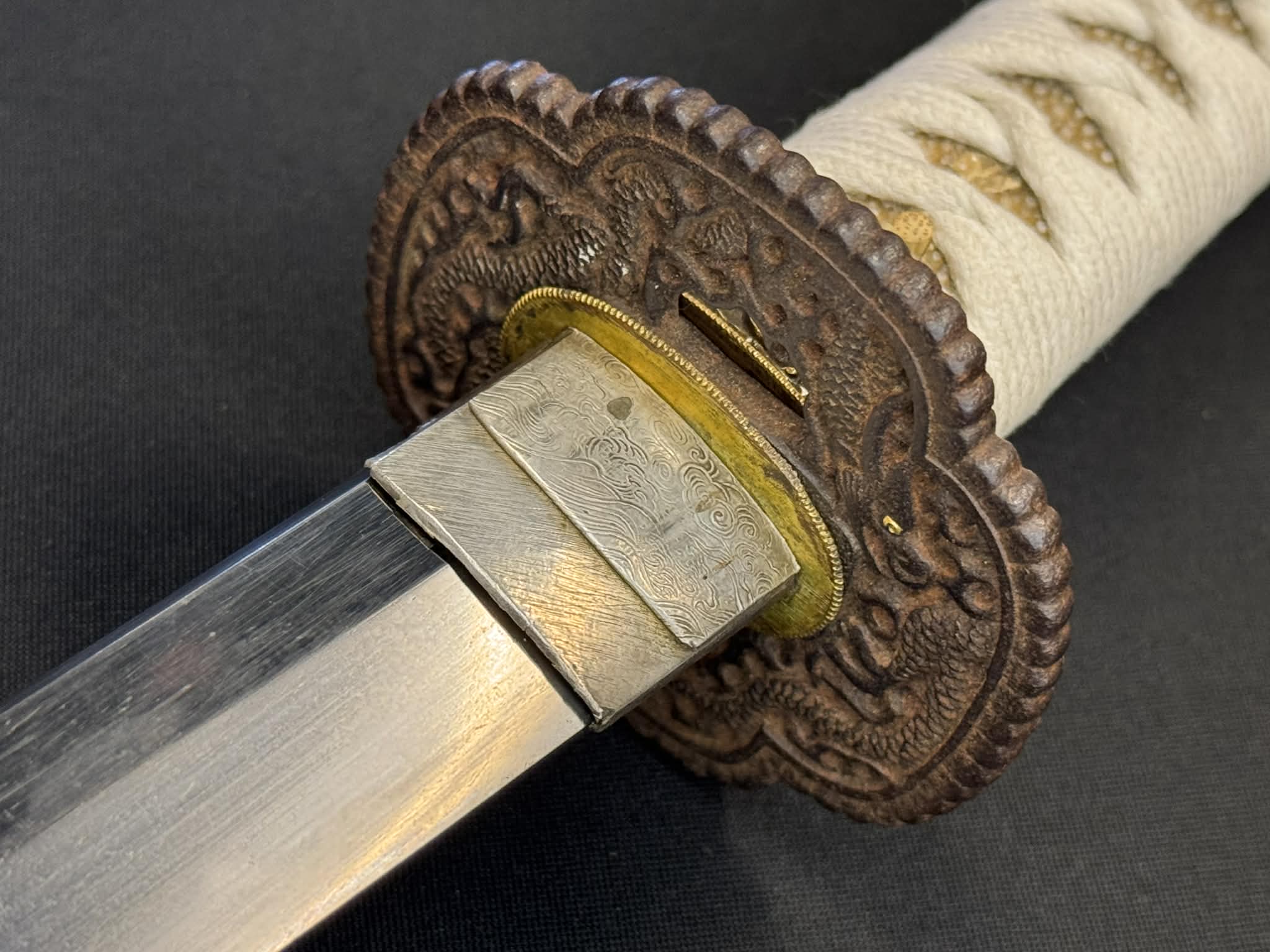 Antique Nihonto -  Katana in Iai-Ready Koshirae, signed Kunitoshi (unverified)