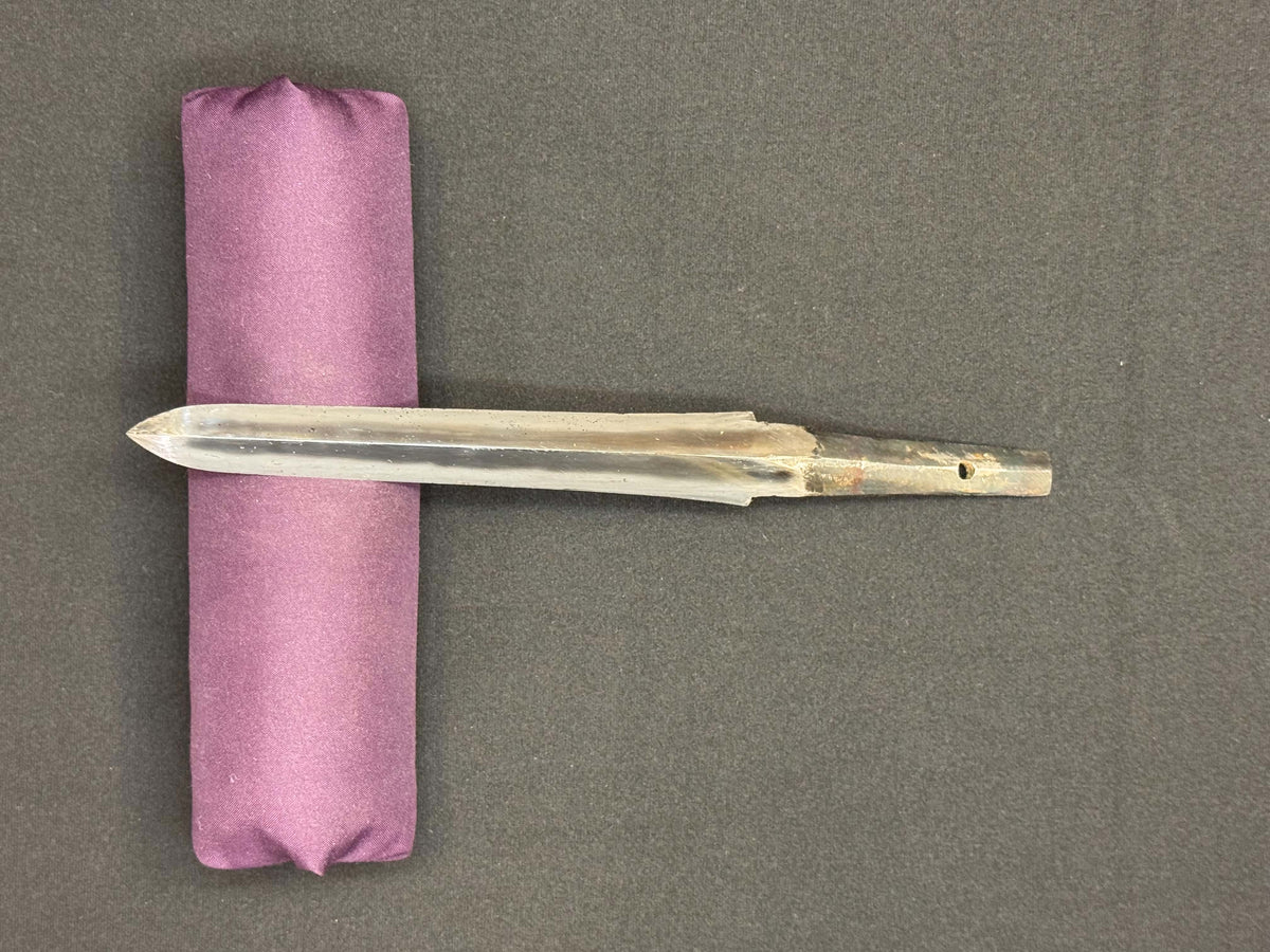 Antique Nihonto - Sankaku Yari in Tanto Koshirae