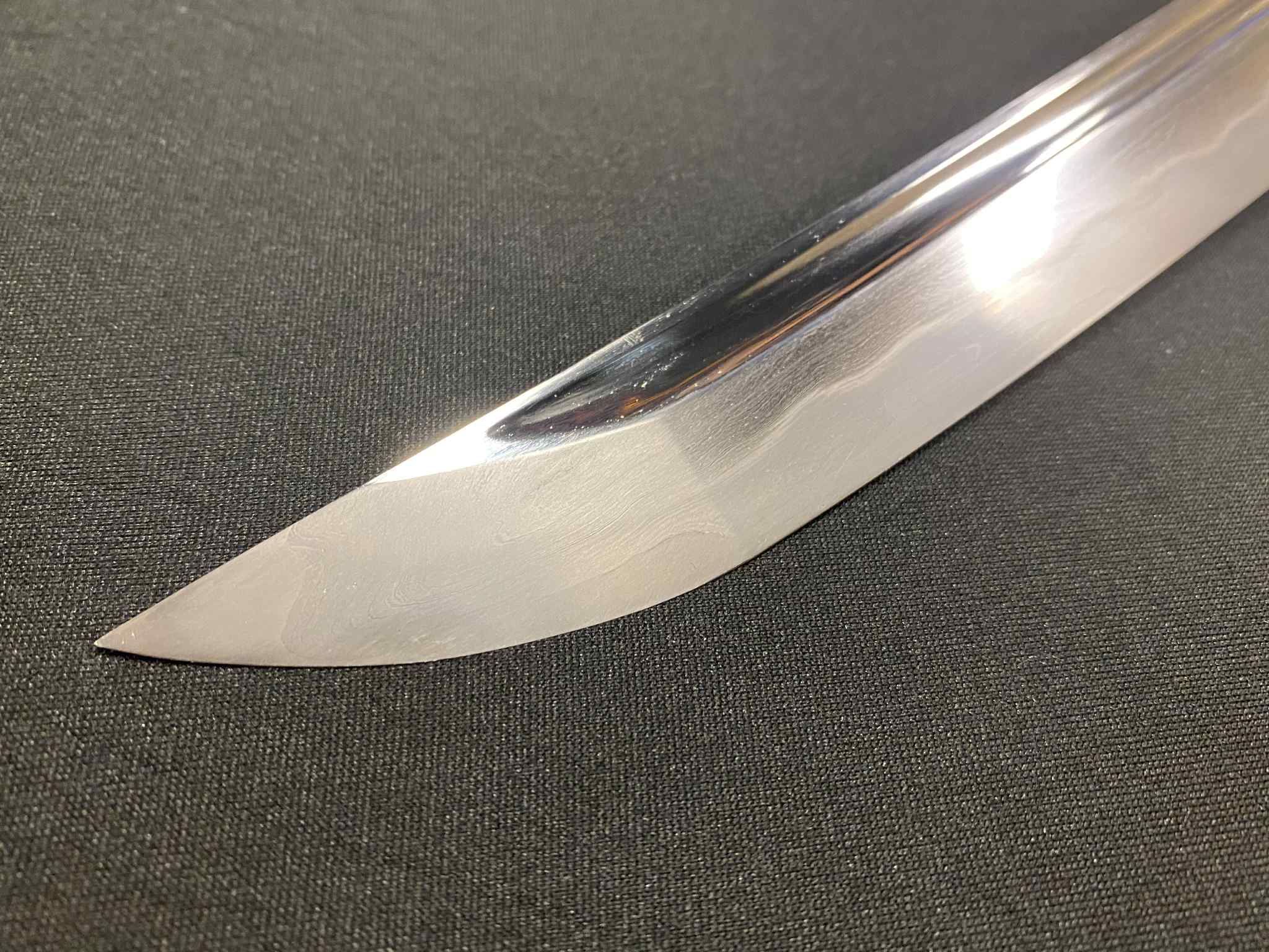 Thaitsuki Tombo Katana, Sanmai Clay tempered