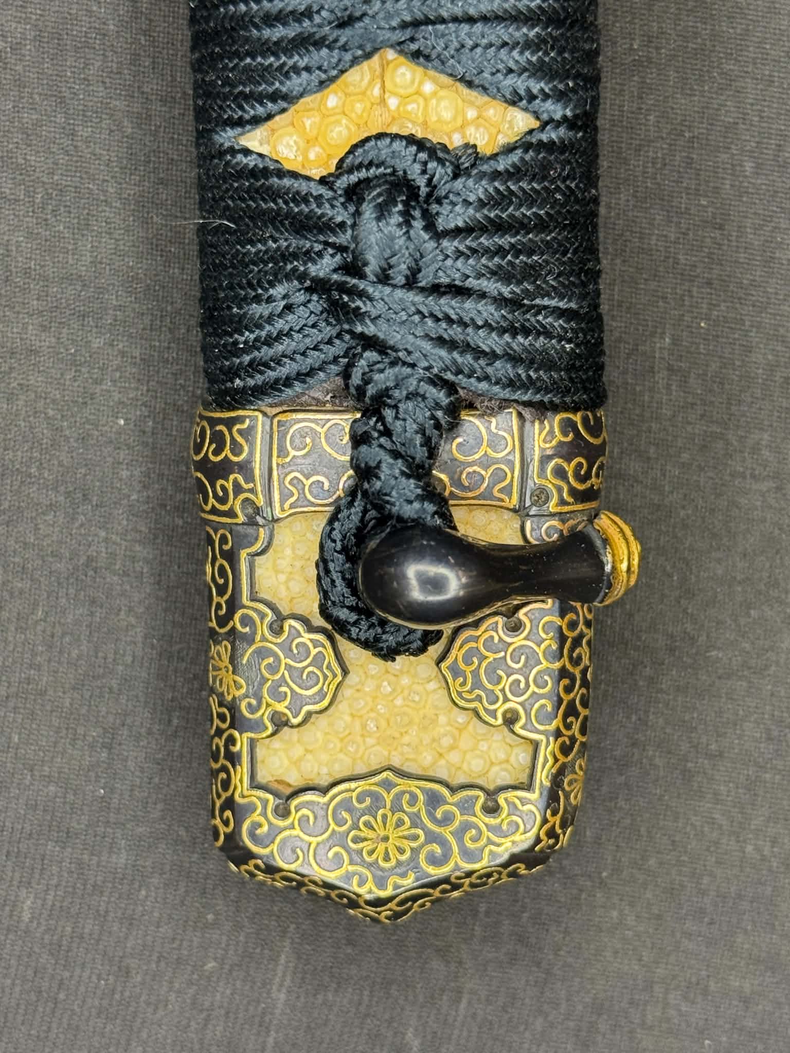 Antique Nihonto - Daishou Katana (NBTHK attributed to Fujiwara Takada) and Wakizashi (NBTHK attributed to Echizen Seki) in Handachi Koshirae