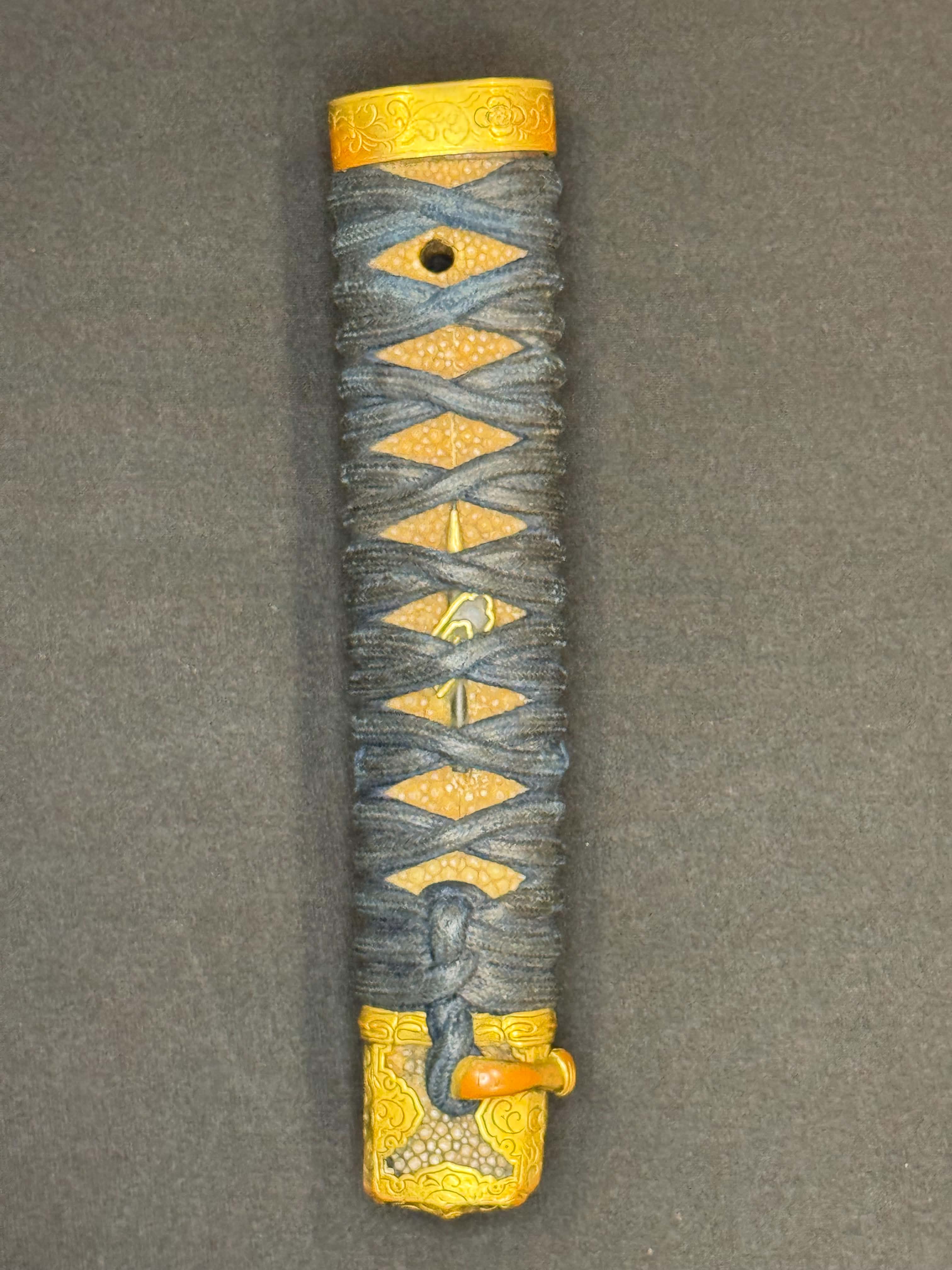 Antique Nihonto - Early Edo Wakizashi in Handachi Koshirae