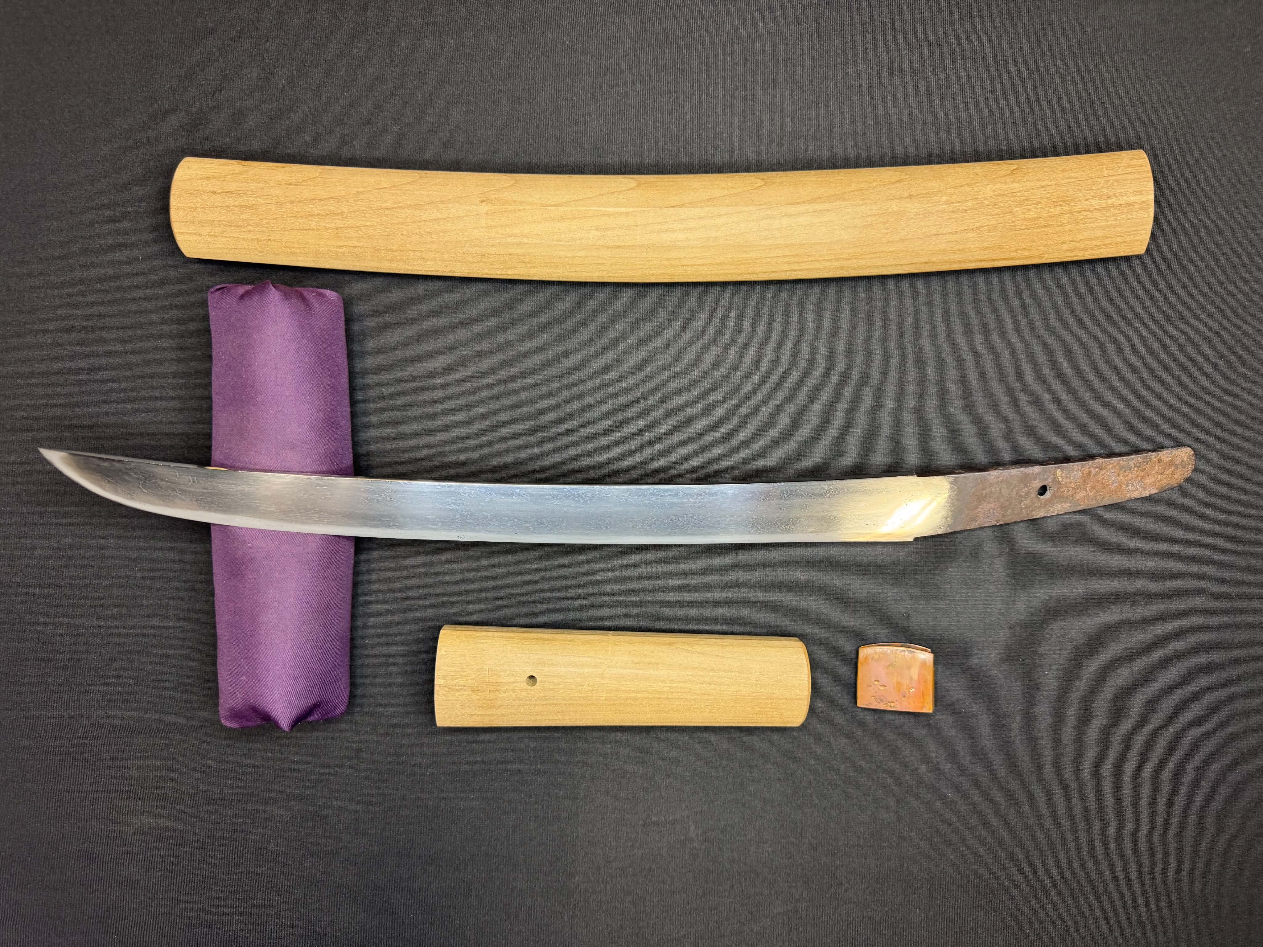 Antique Nihonto - Katahira Wakizashi in Shirasaya