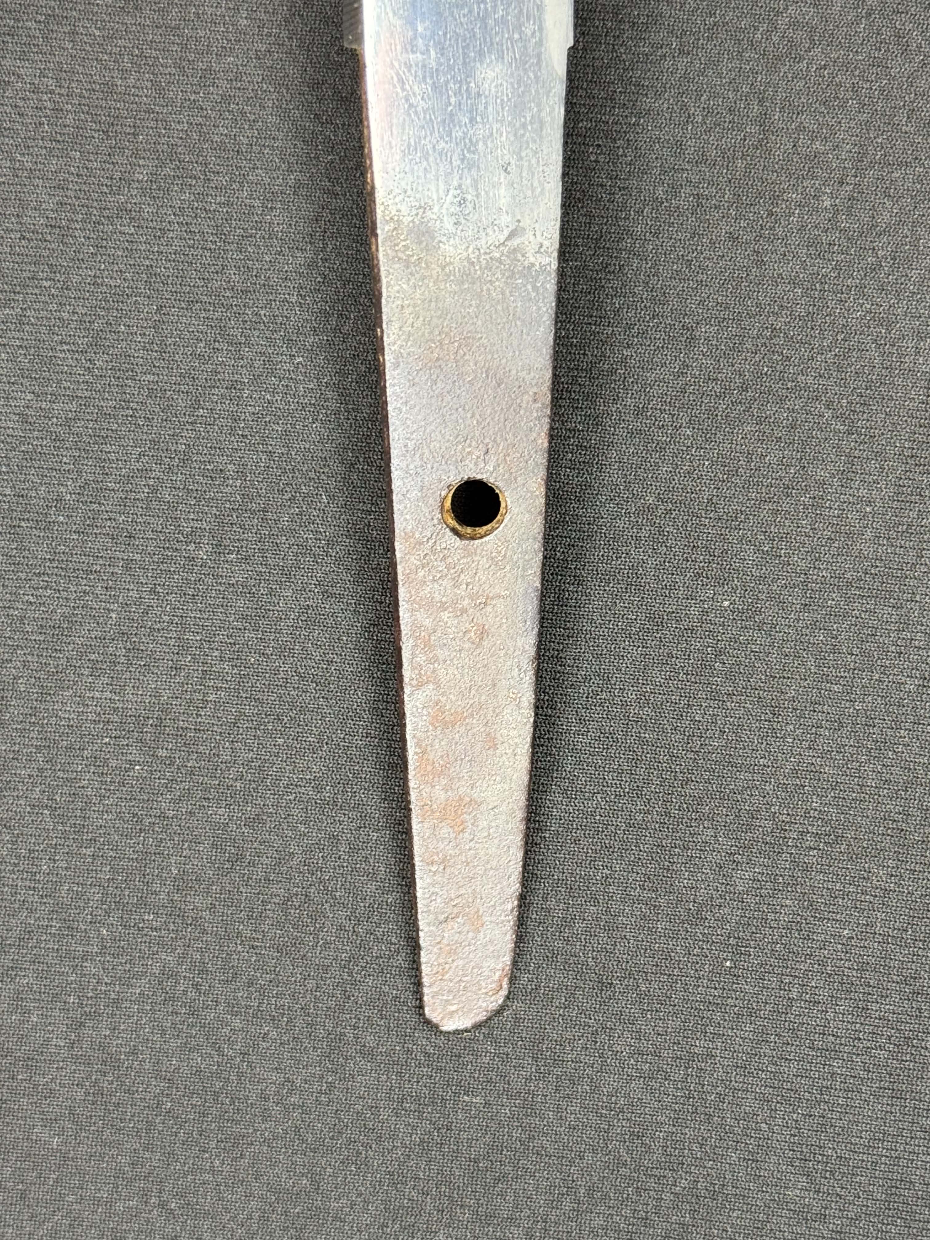 Antique Nihonto - Tanto in Shirasaya, signed Yoshimitsu (Tosa, Unverified)