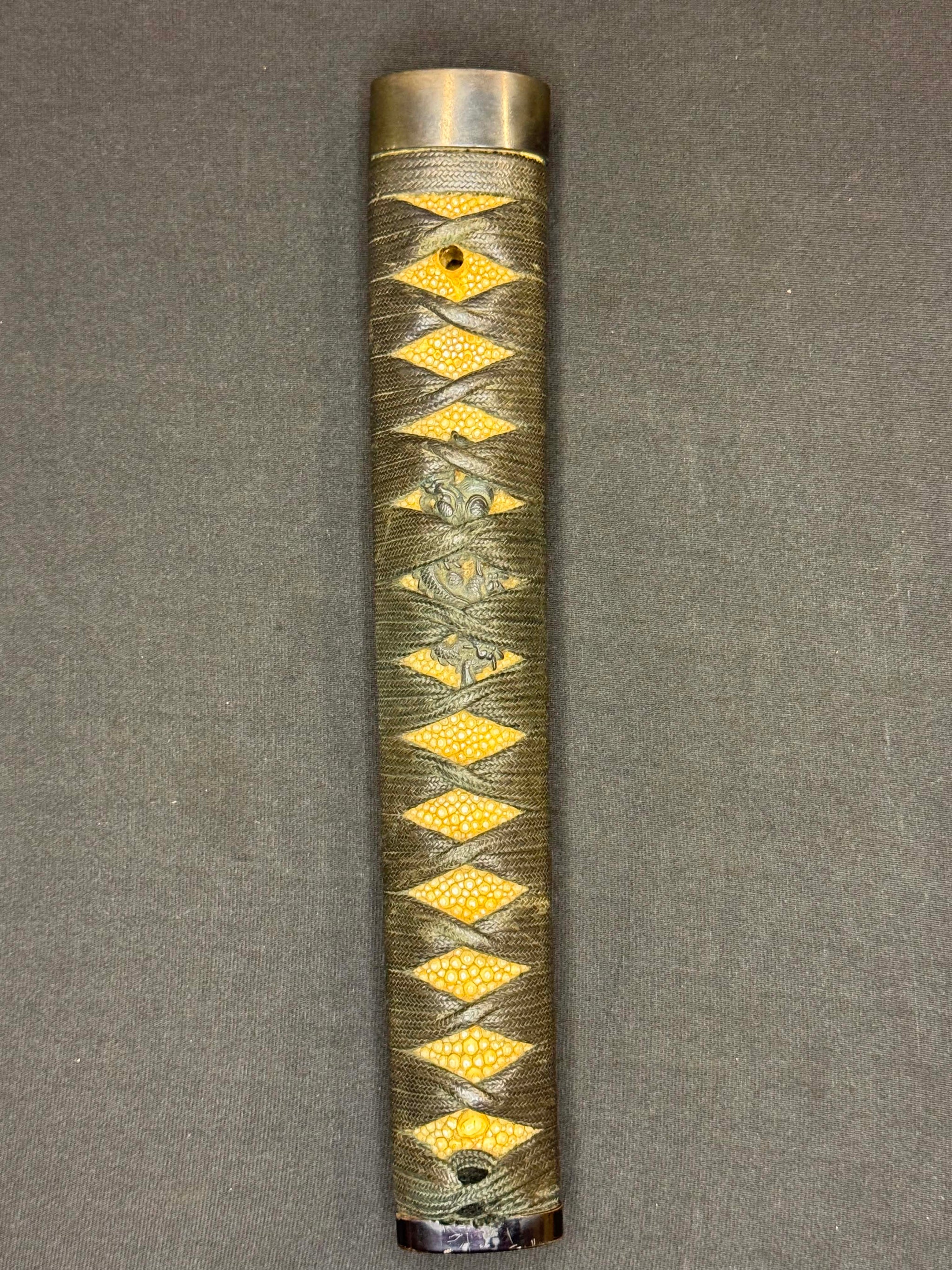 Antique Nihonto - Muromachi (5-600 years old) LONG Katana in Koshirae, NBTHK attributed to Kashu Yukimitsu