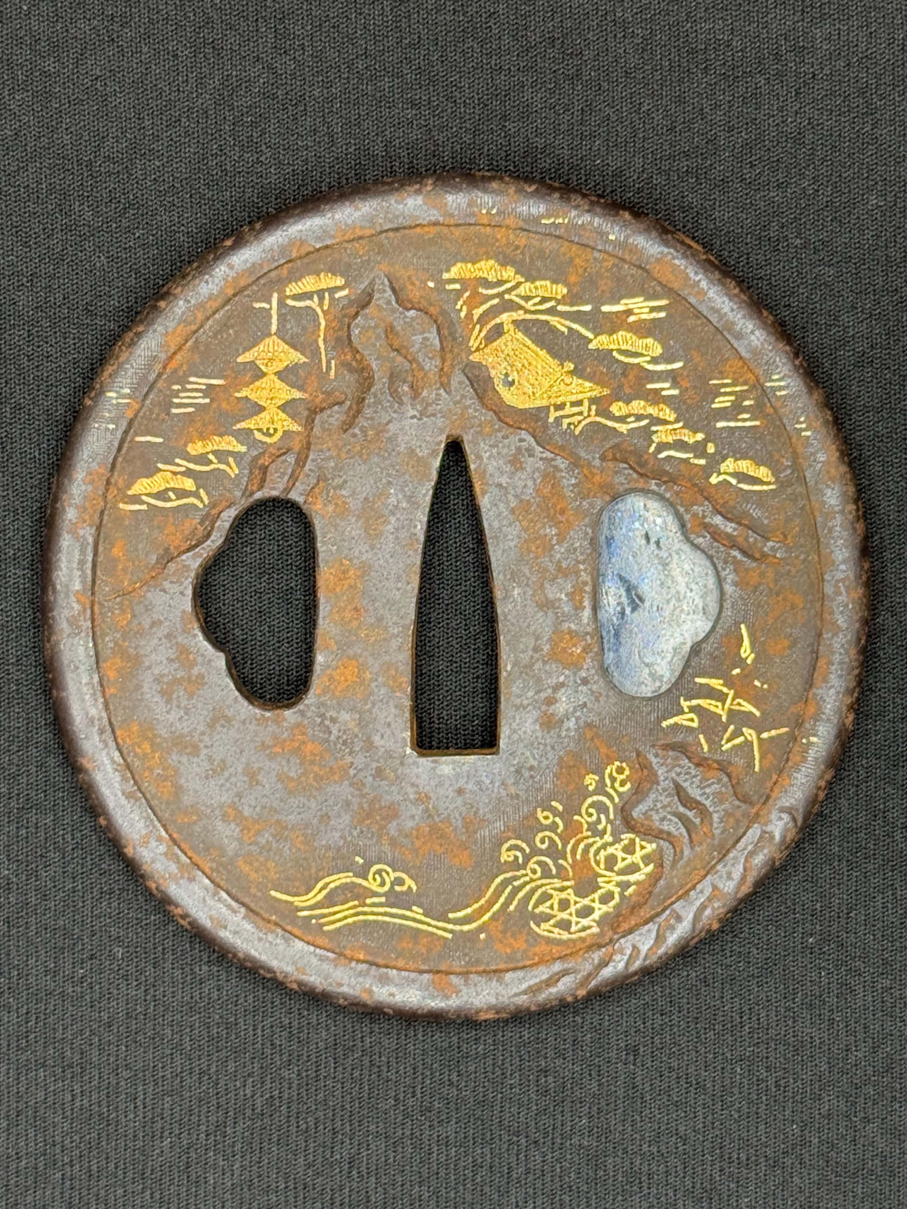 Antique Nihonto - Mid-Edo Wakizashi with Koshirae, signed Etchu no Kami Kanekuni, NBTHK certified