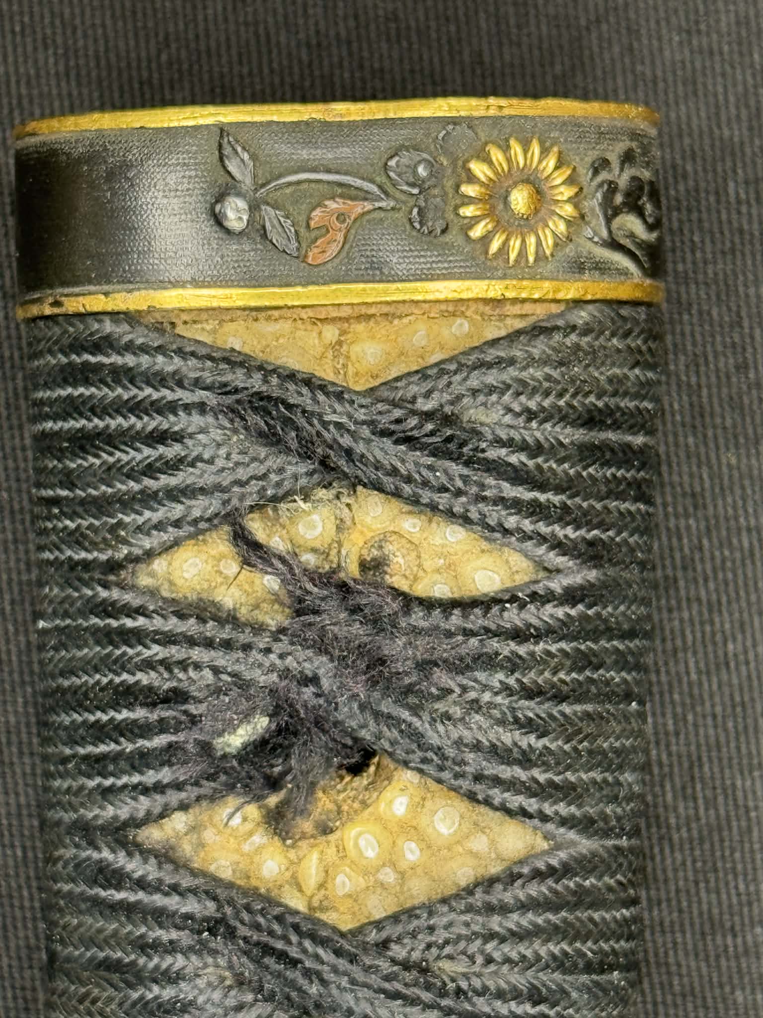 Antique Nihonto - Wakizashi in Koshirae, NBTHK attributed to Fujiwara Takada