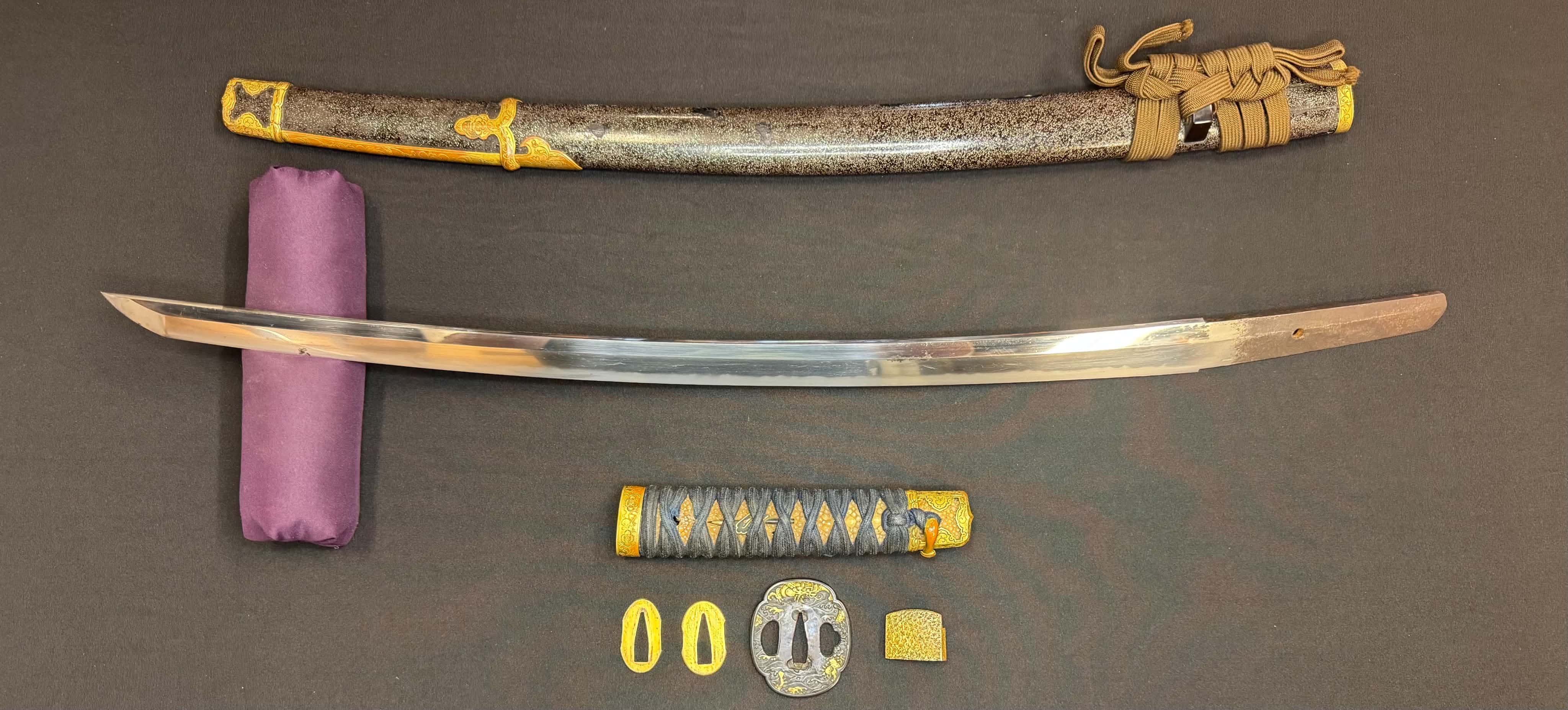 Antique Nihonto - Early Edo Wakizashi in Handachi Koshirae