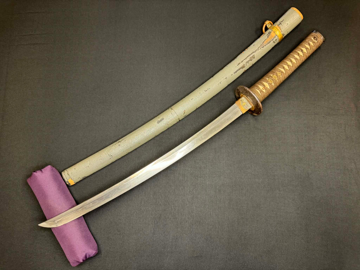 Antique Nihonto - Late Muromachi Katana in WW2 pilot Gunto fittings - Signed Tomotsugu