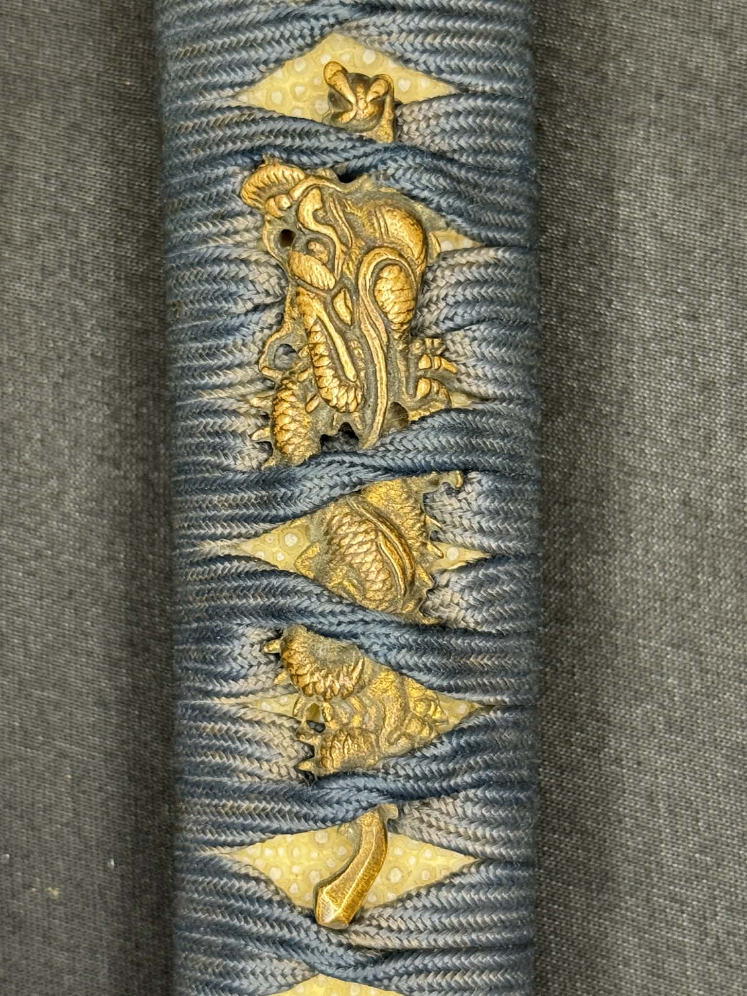 Antique Nihonto - Katana in Tachi Koshirae, signed Shinano no Kami Kunihiro Saku (unverified)