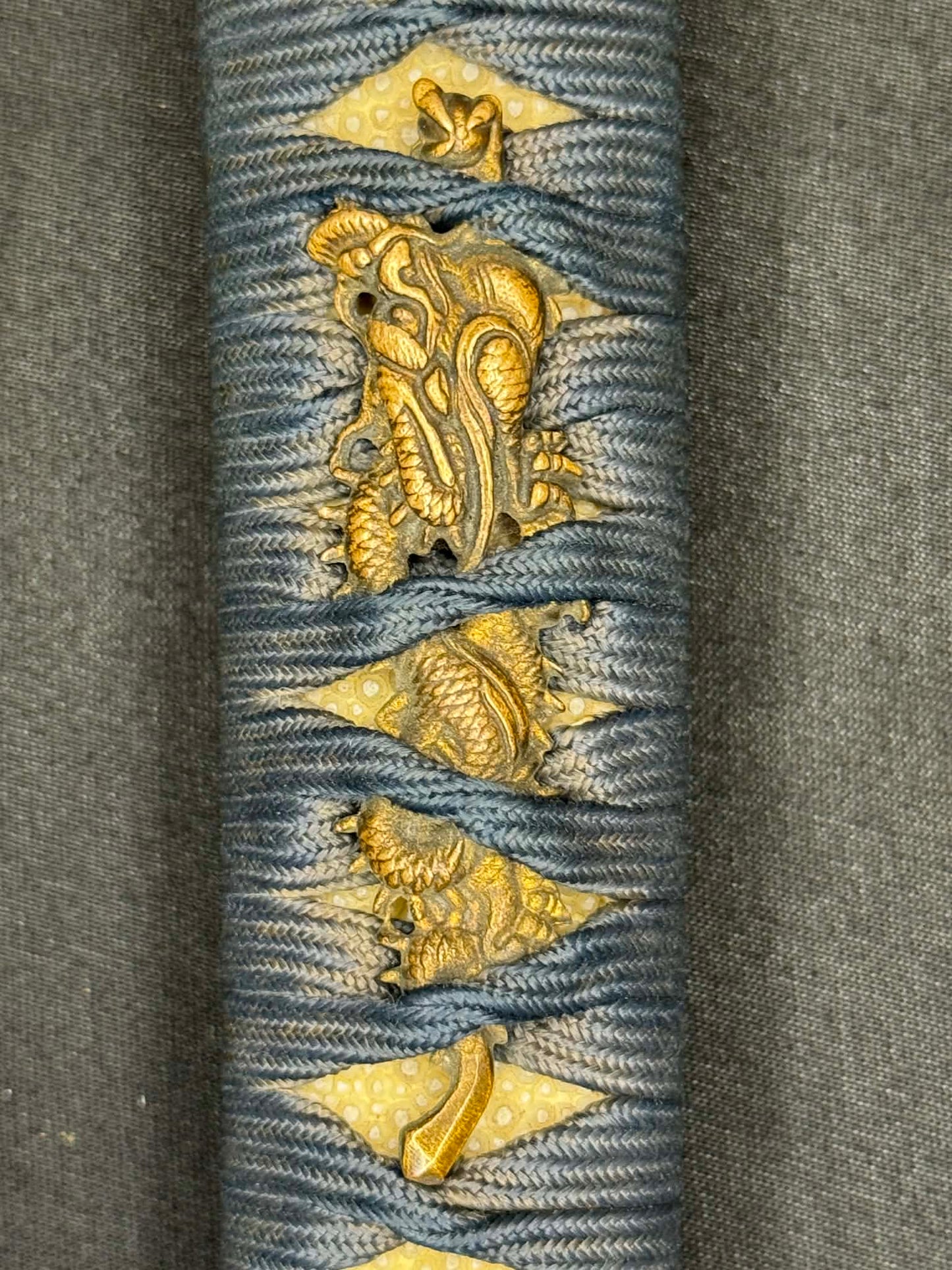 Antique Nihonto - Katana in Tachi Koshirae, signed Shinano no Kami Kunihiro Saku (unverified)