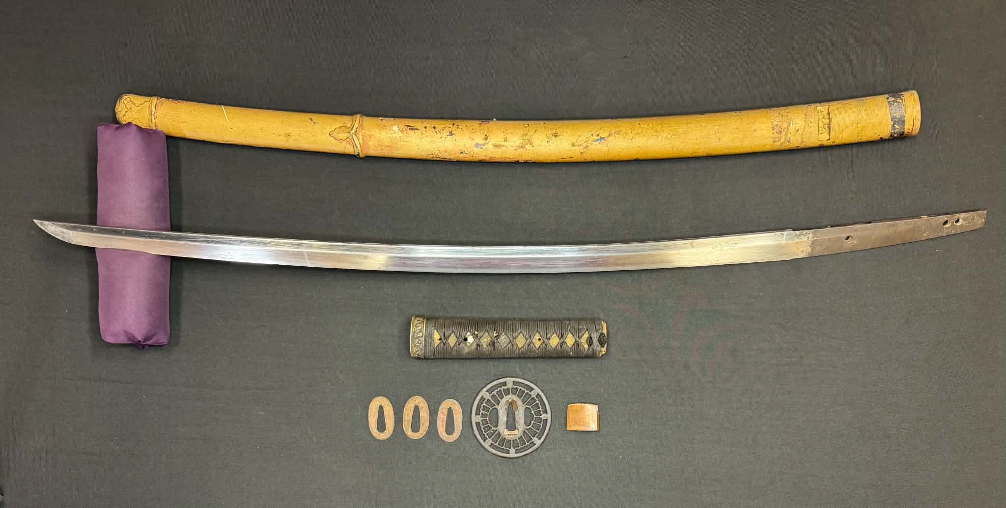 Antique Nihonto - Early Muromachi (600 years old) Katana in Handachi Koshirae