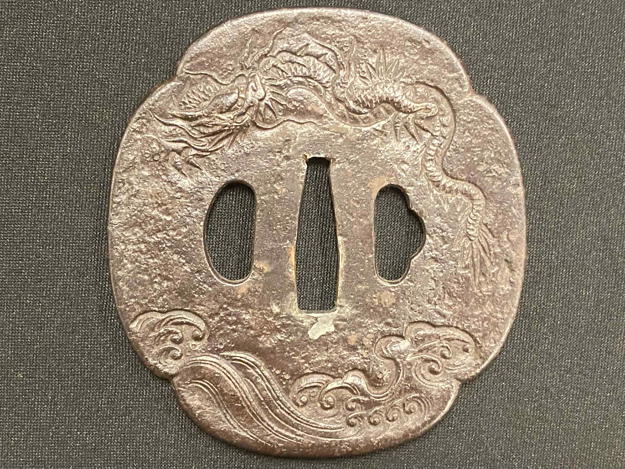 Antique Nihonto - Very Long Katana in Koshirae - Muromachi Period (About 500 years old) - signed Kanenao Saku, NBTHK Certified