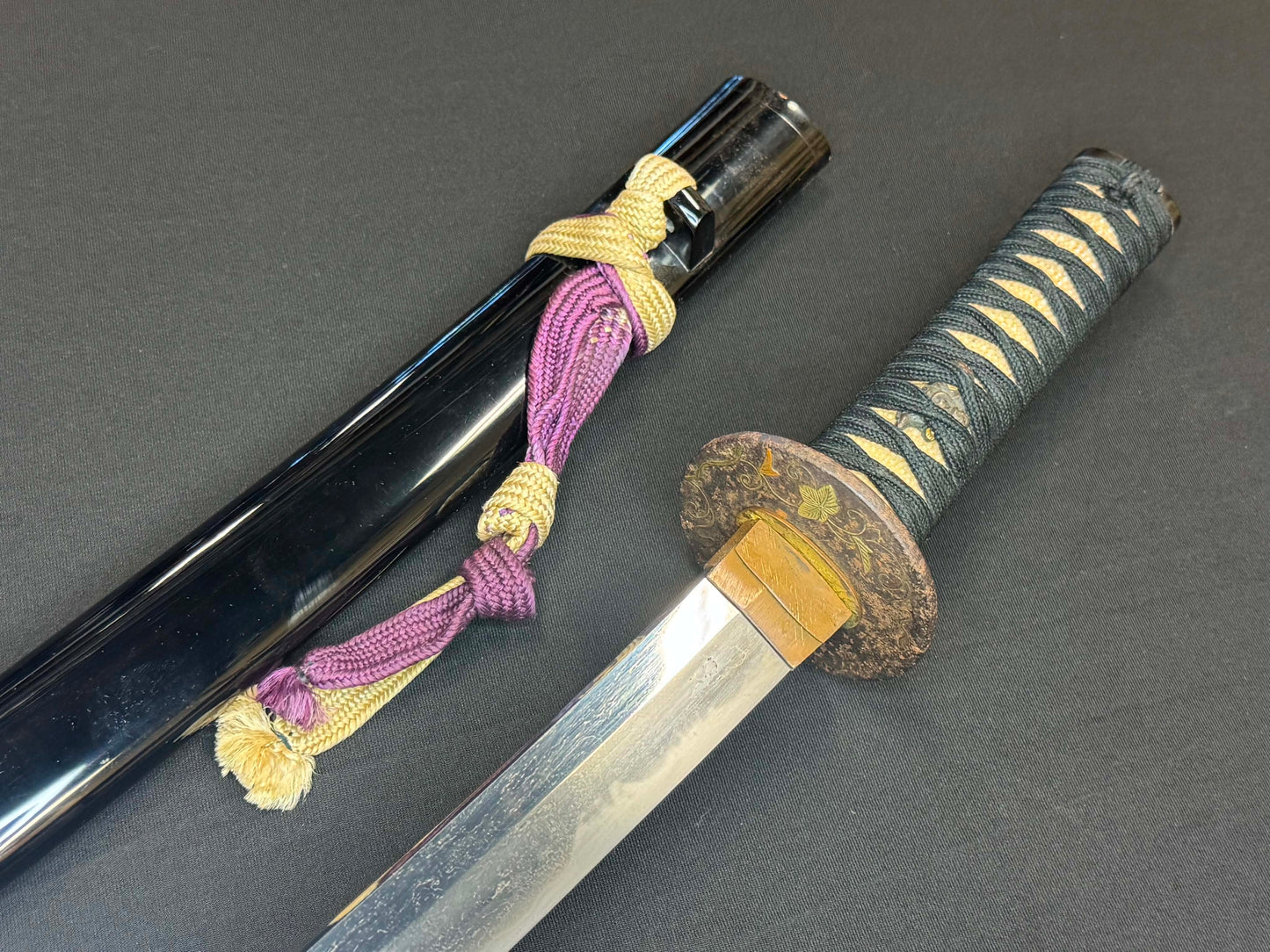 Antique Nihonto - wakizashi in Koshirae, signed Bishu Osafune Sukesada (unverified)
