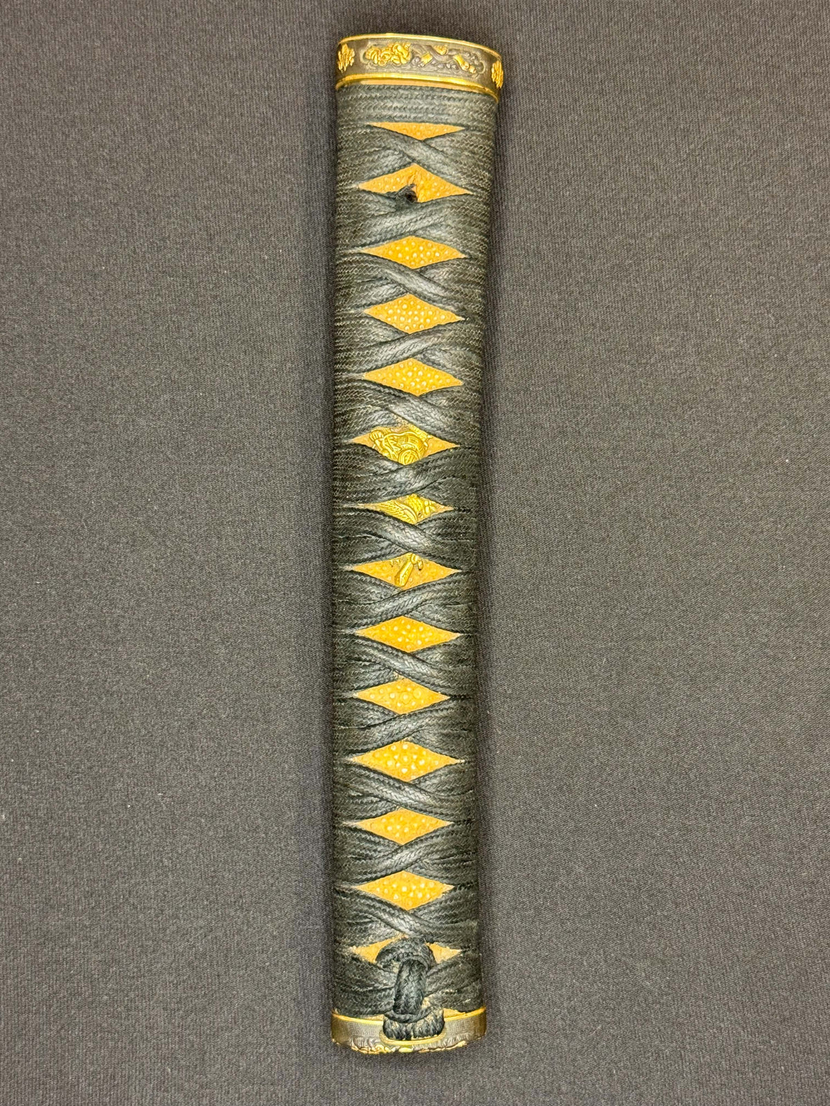 Antique Nihonto - Muromachi (5-600 years old) Katana in Koshirae, NBTHK attributed to Naminohira