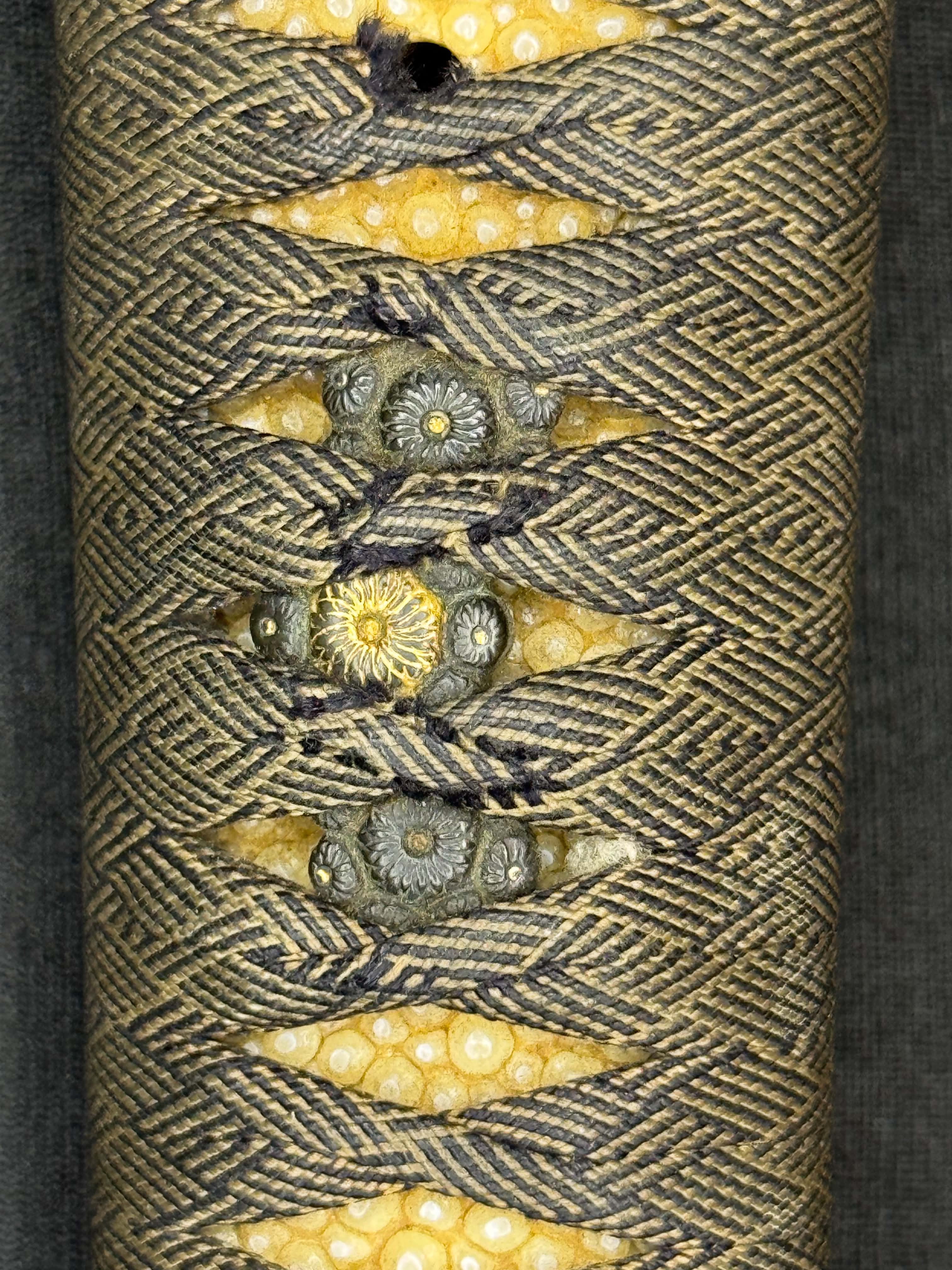 Antique Nihonto - Wakizashi in Koshirae