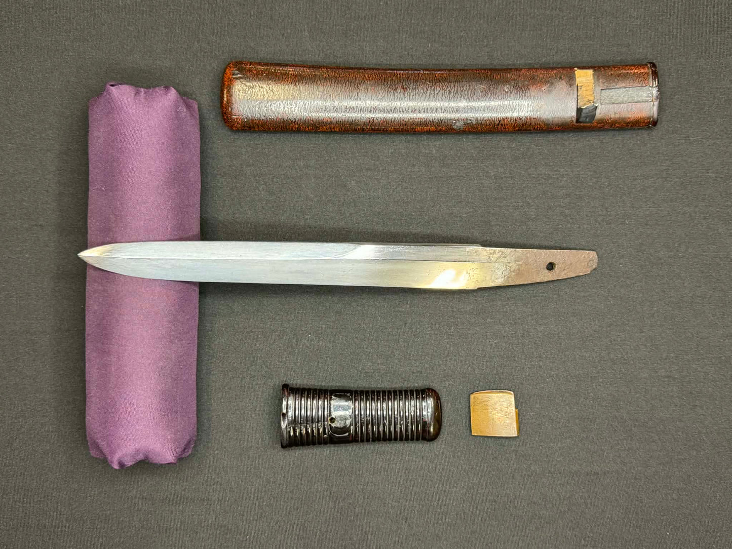 Antique Nihonto -  Edo Period (150-300 years old) Tanto in Koshirae - Kissaki Moroha zukuri