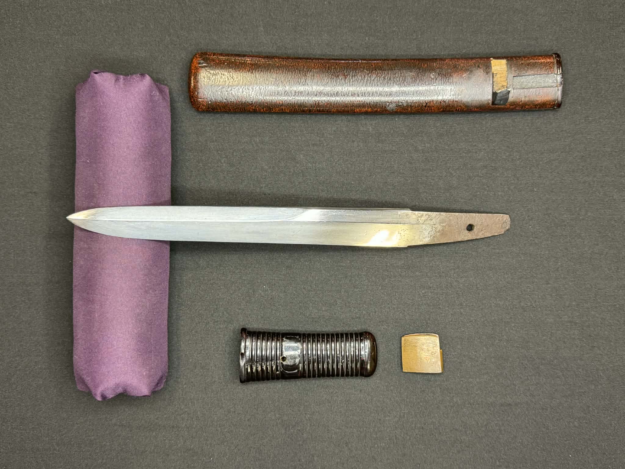 Antique Nihonto -  Edo Period (150-300 years old) Tanto in Koshirae - Kissaki Moroha zukuri