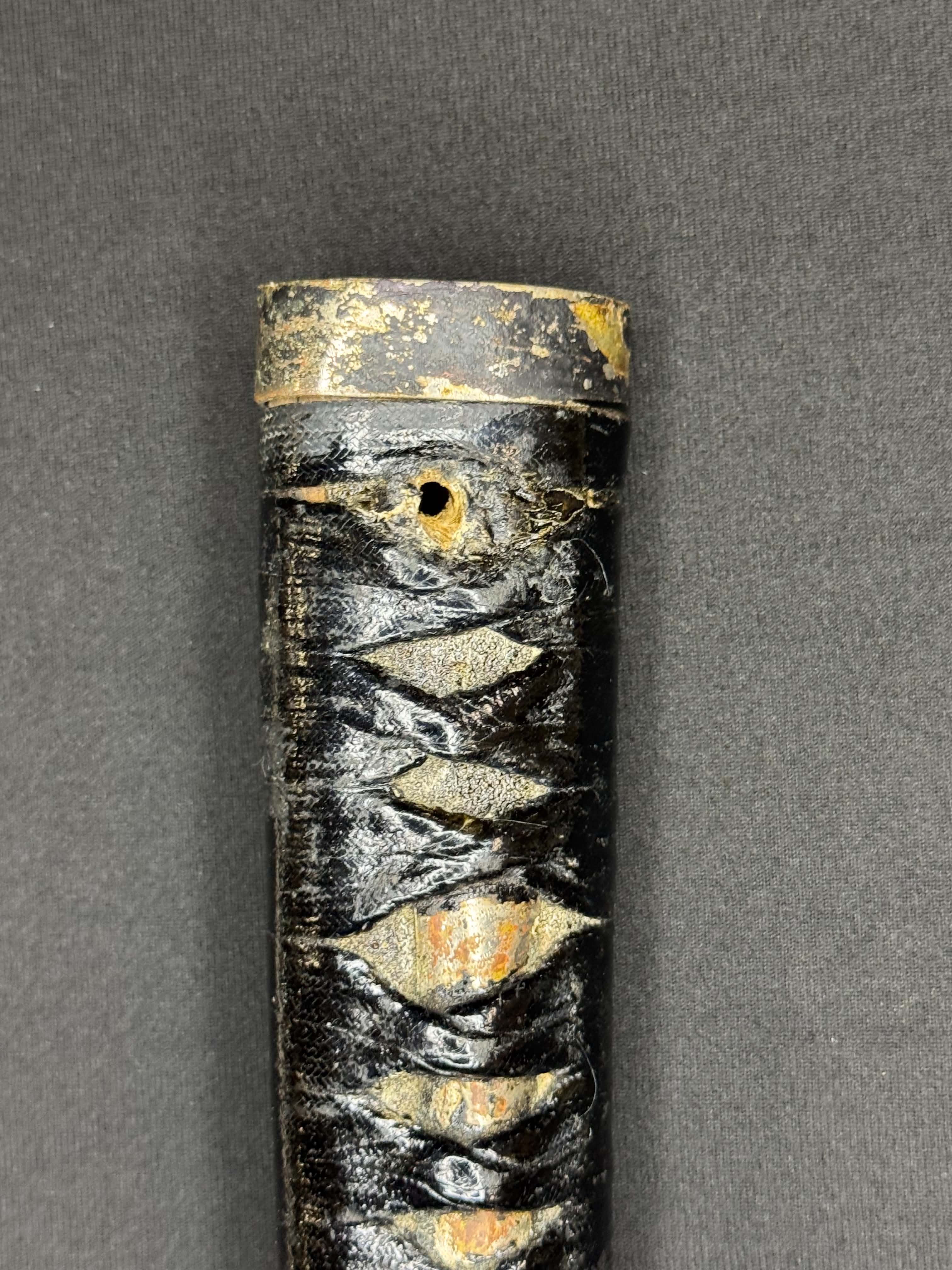 Antique Nihonto - Wakizashi in Handachi koshirae, signed Bizen Kuni Ju Osafune Sukesada, NBTHK CERTIFIED
