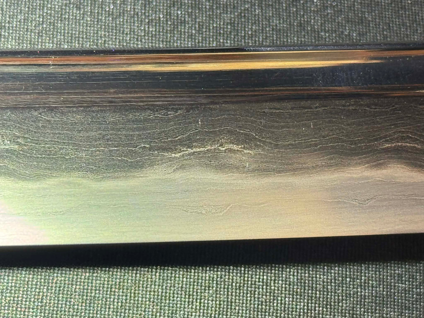 Thaitsuki Roiyaru Unokubi Katana, Sanmai Clay tempered